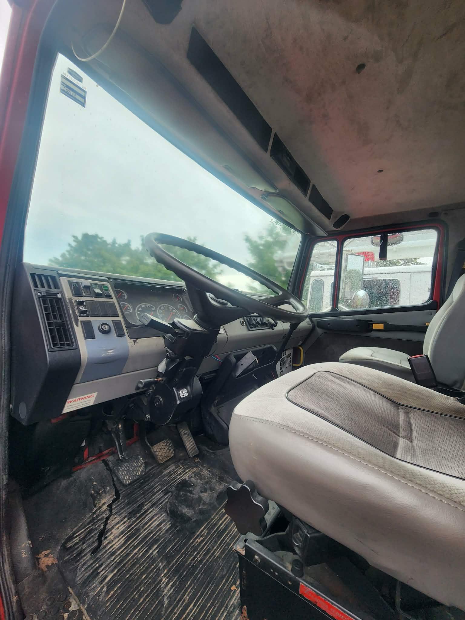 1996 Walker Freightliner Tanker - image 17