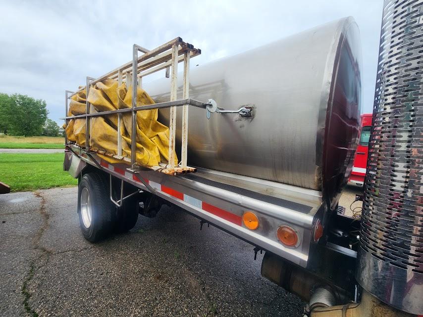 1996 Walker Freightliner Tanker - image 7