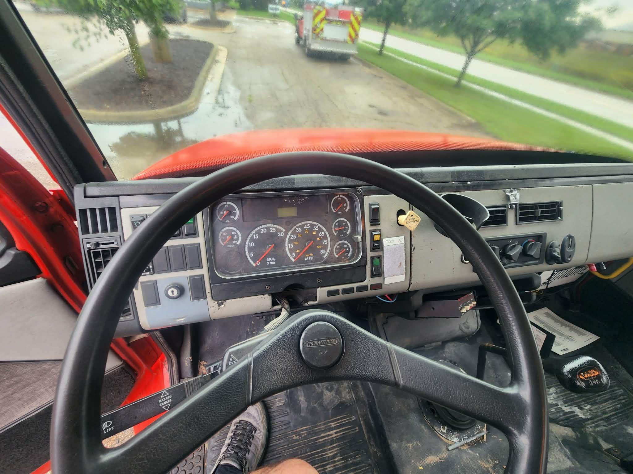 1996 Walker Freightliner Tanker - image 12