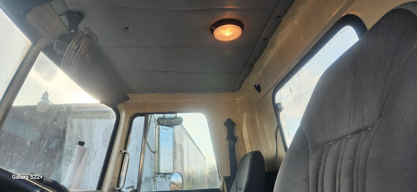 1999 Volvo Tanker - image 15