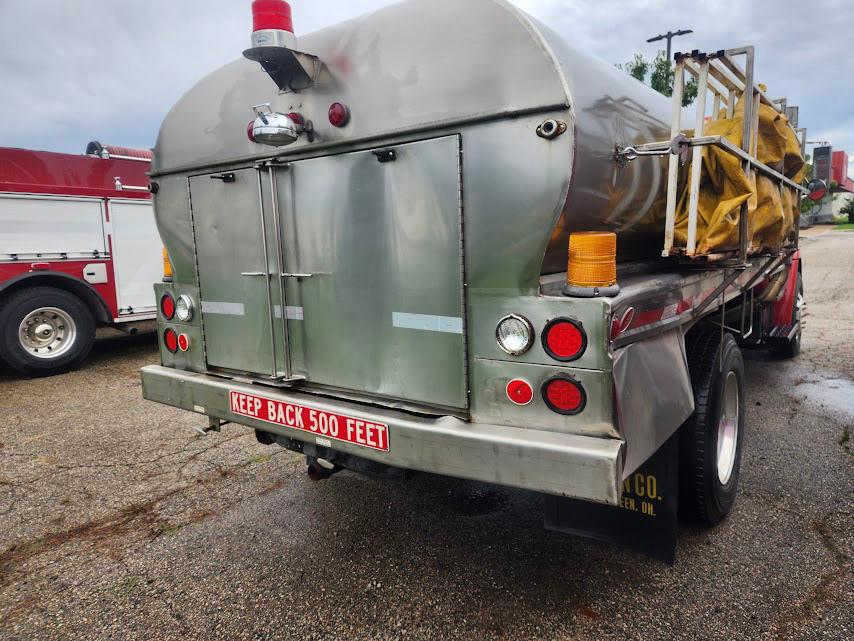1996 Walker Freightliner Tanker - image 6