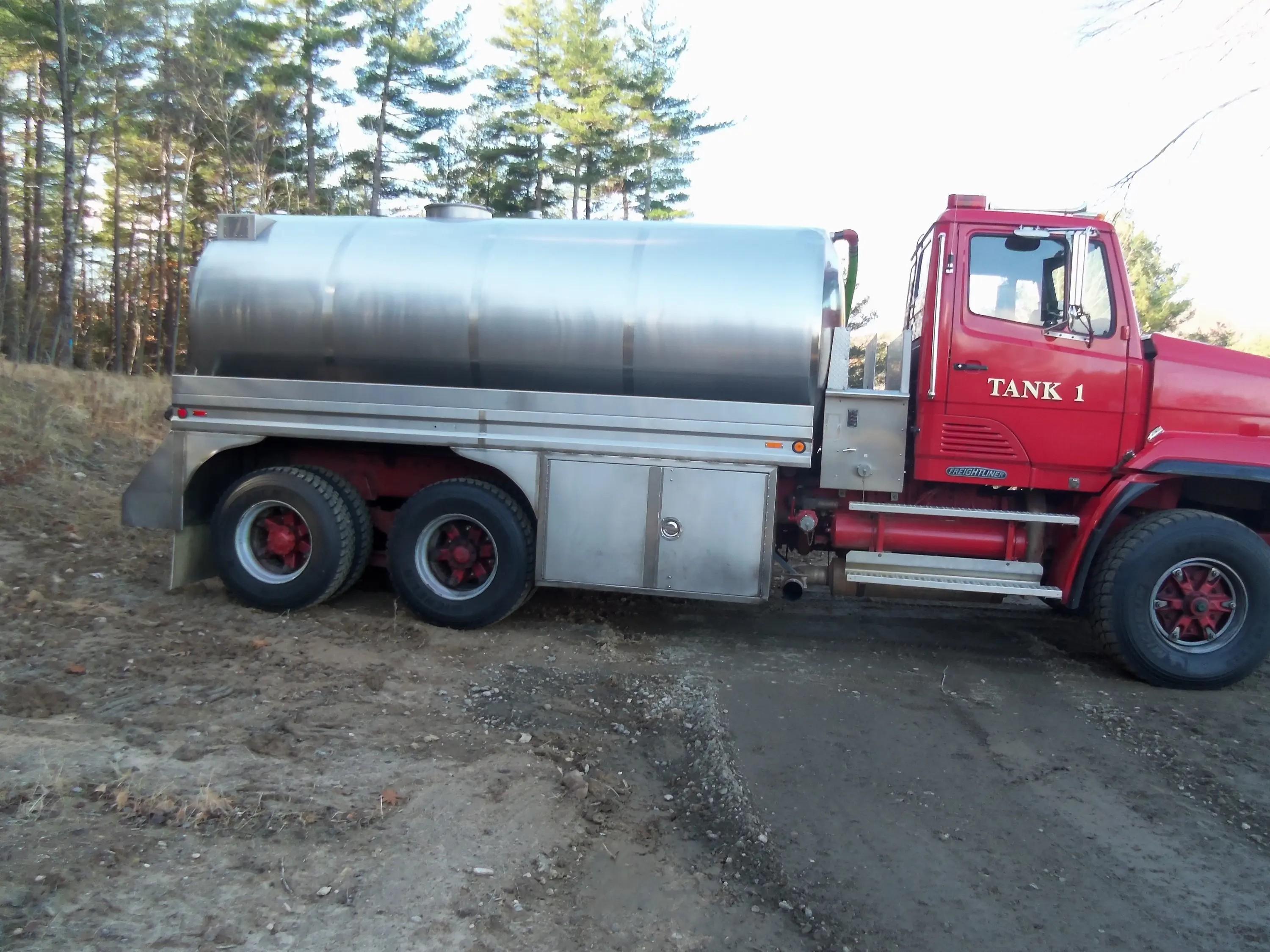 1990 Custom Fire Freightliner Pumper Tanker - image 5