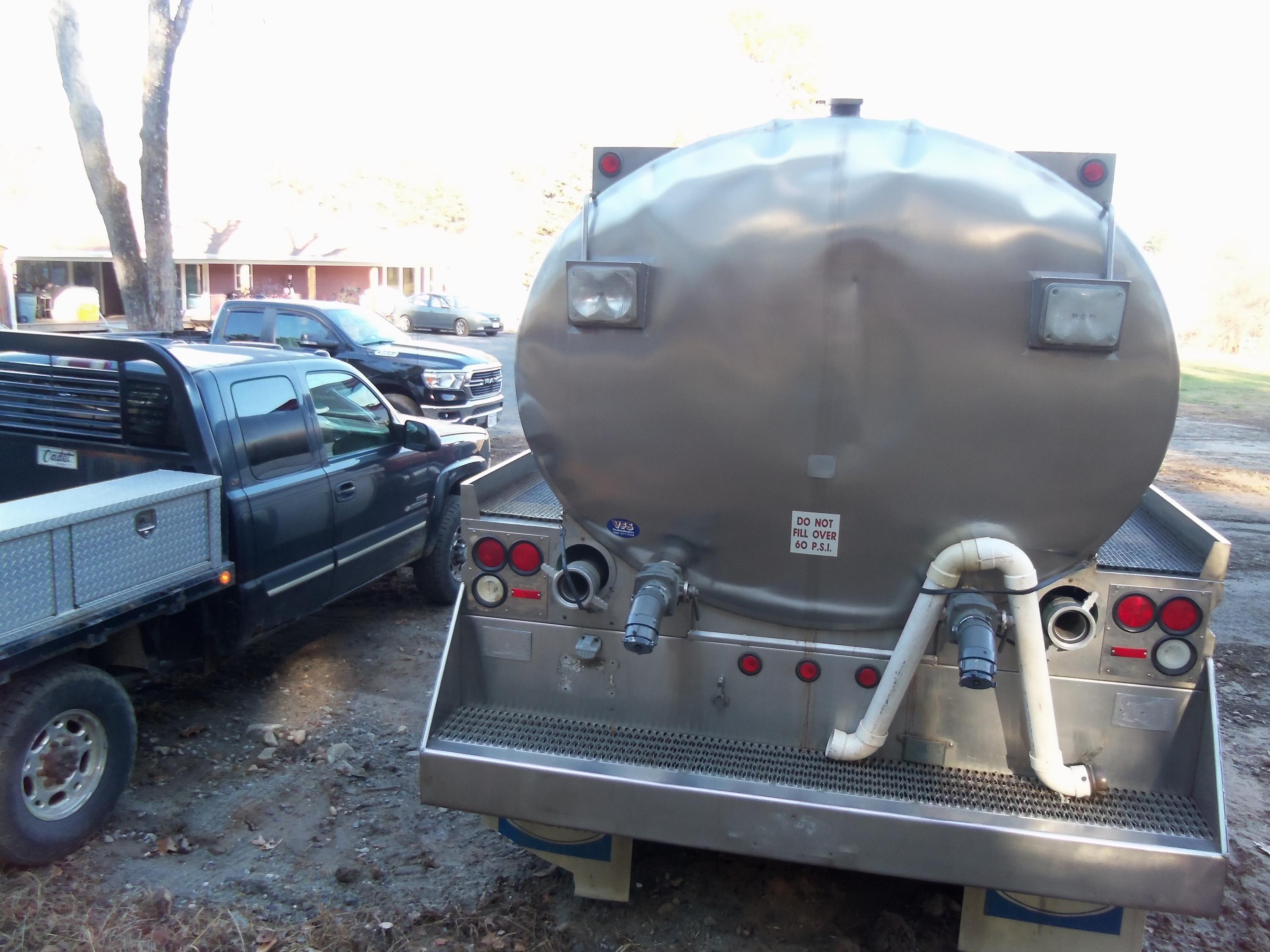 1990 Custom Fire Freightliner Pumper Tanker - image 8