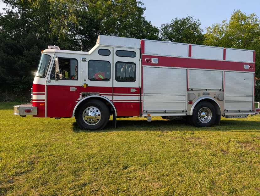 2002 Saulsbury E-One Pumper