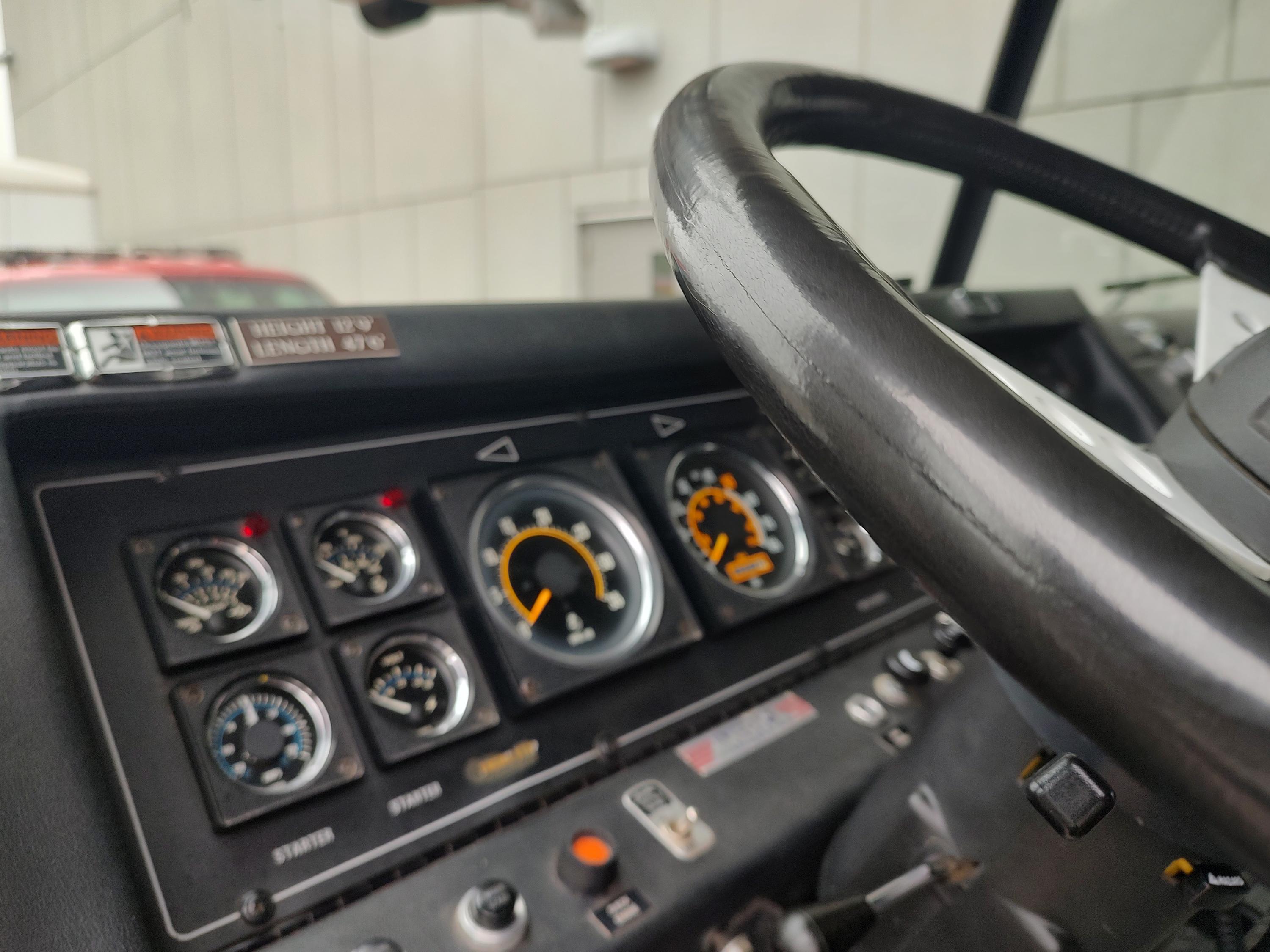 1990 Pierce Arrow 105' Quint - image 13