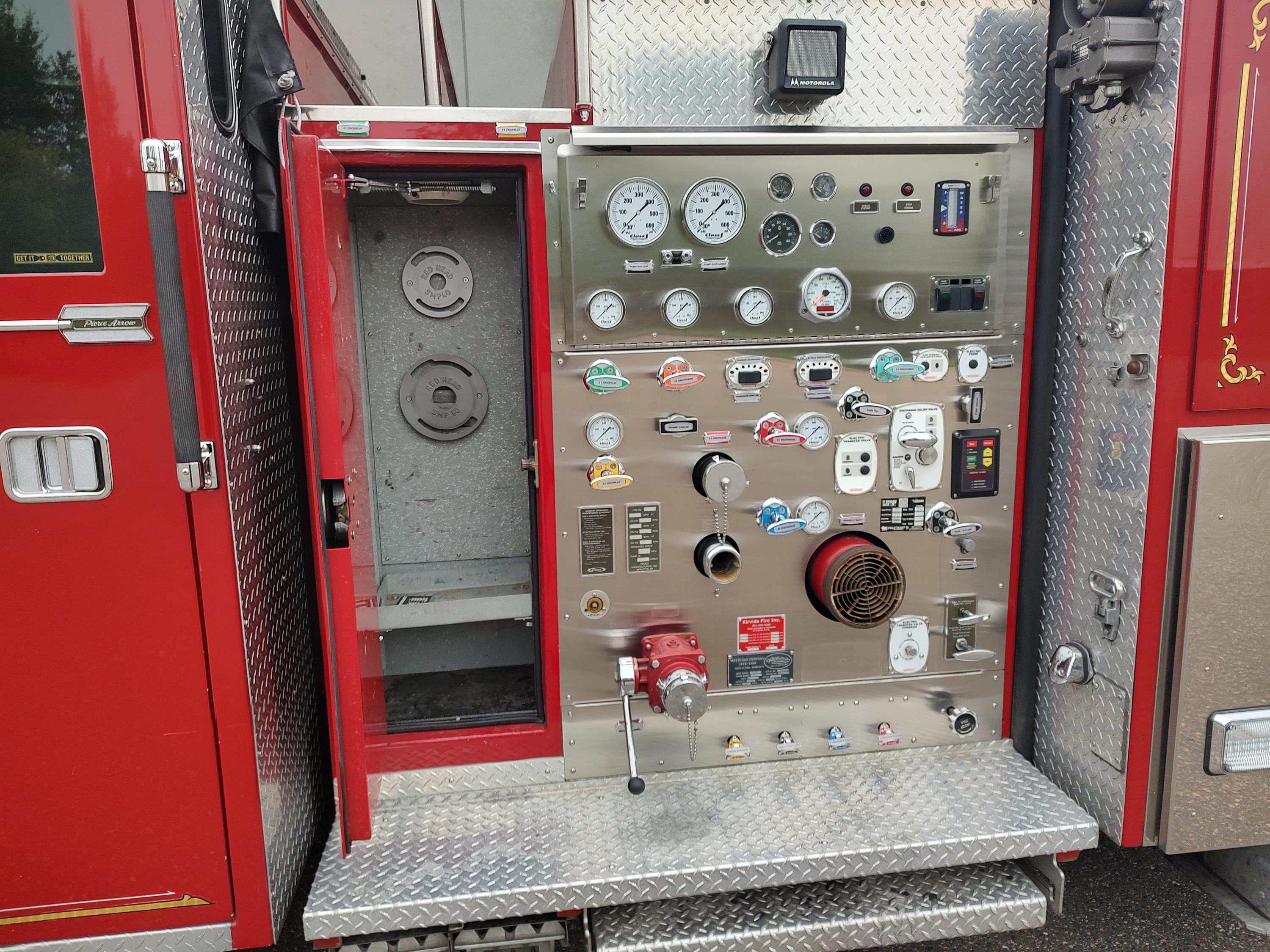1990 Pierce Arrow 105' Quint - image 22