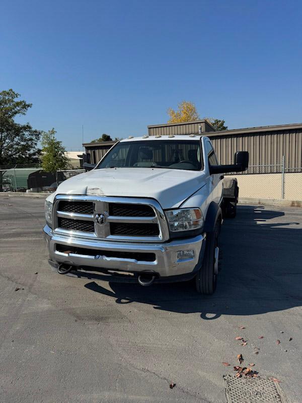 2018 Ram 5500 Hooklift - image 1