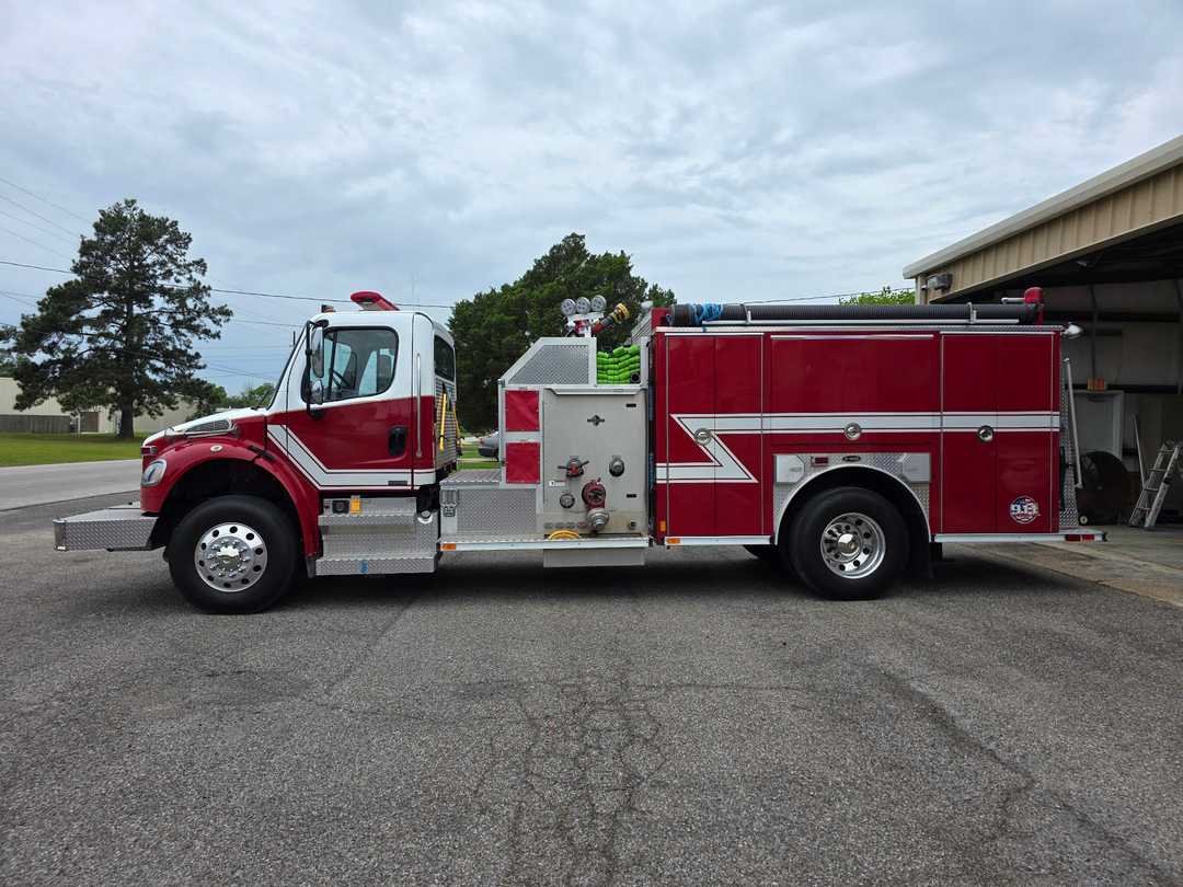 2006 E-One Freightliner Pumper