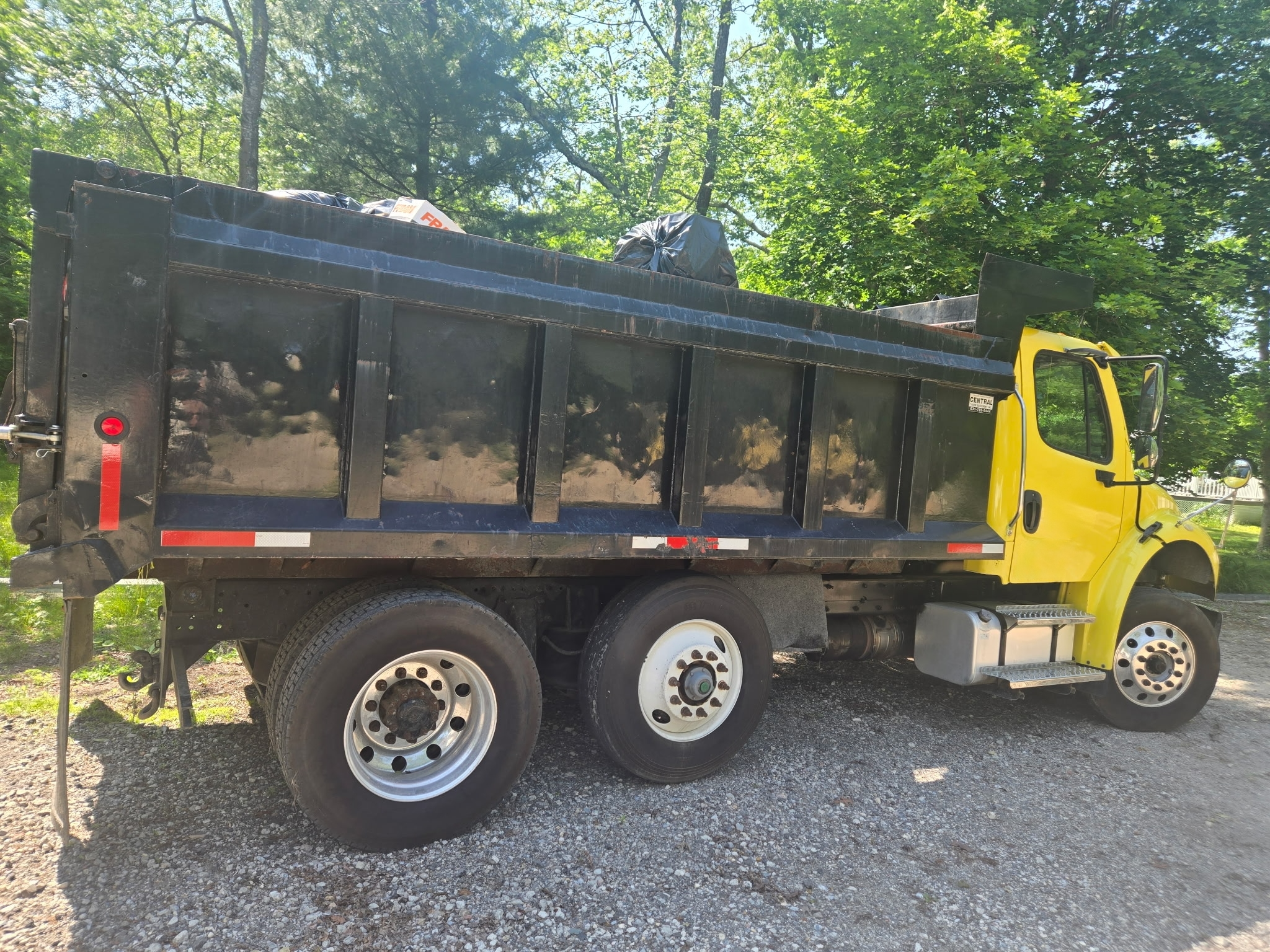 2018 Freightliner Dump Truck - image 3