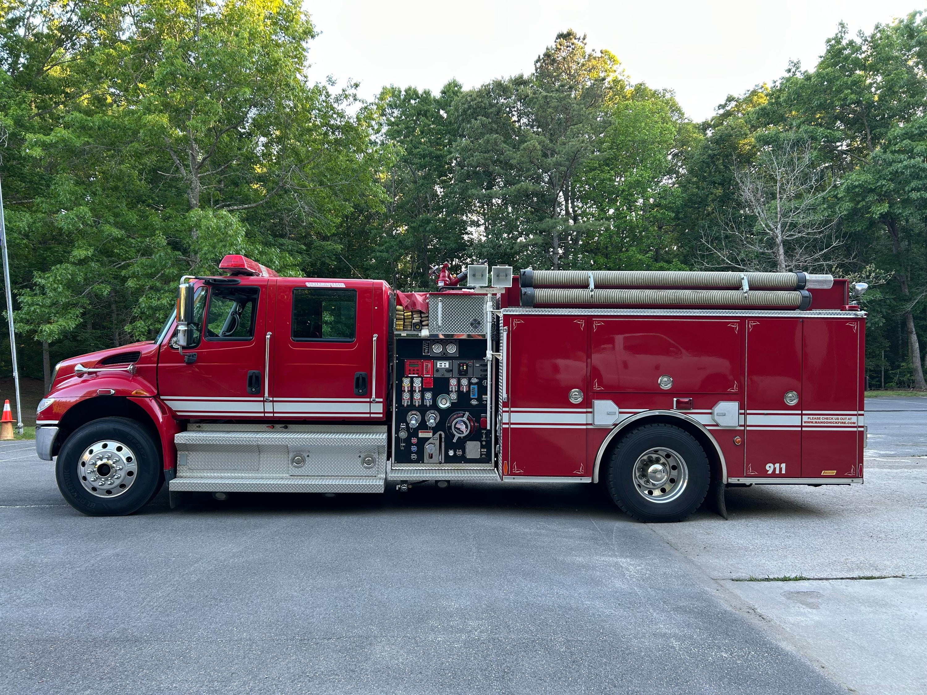 2006 Pierce International Pumper - image 3