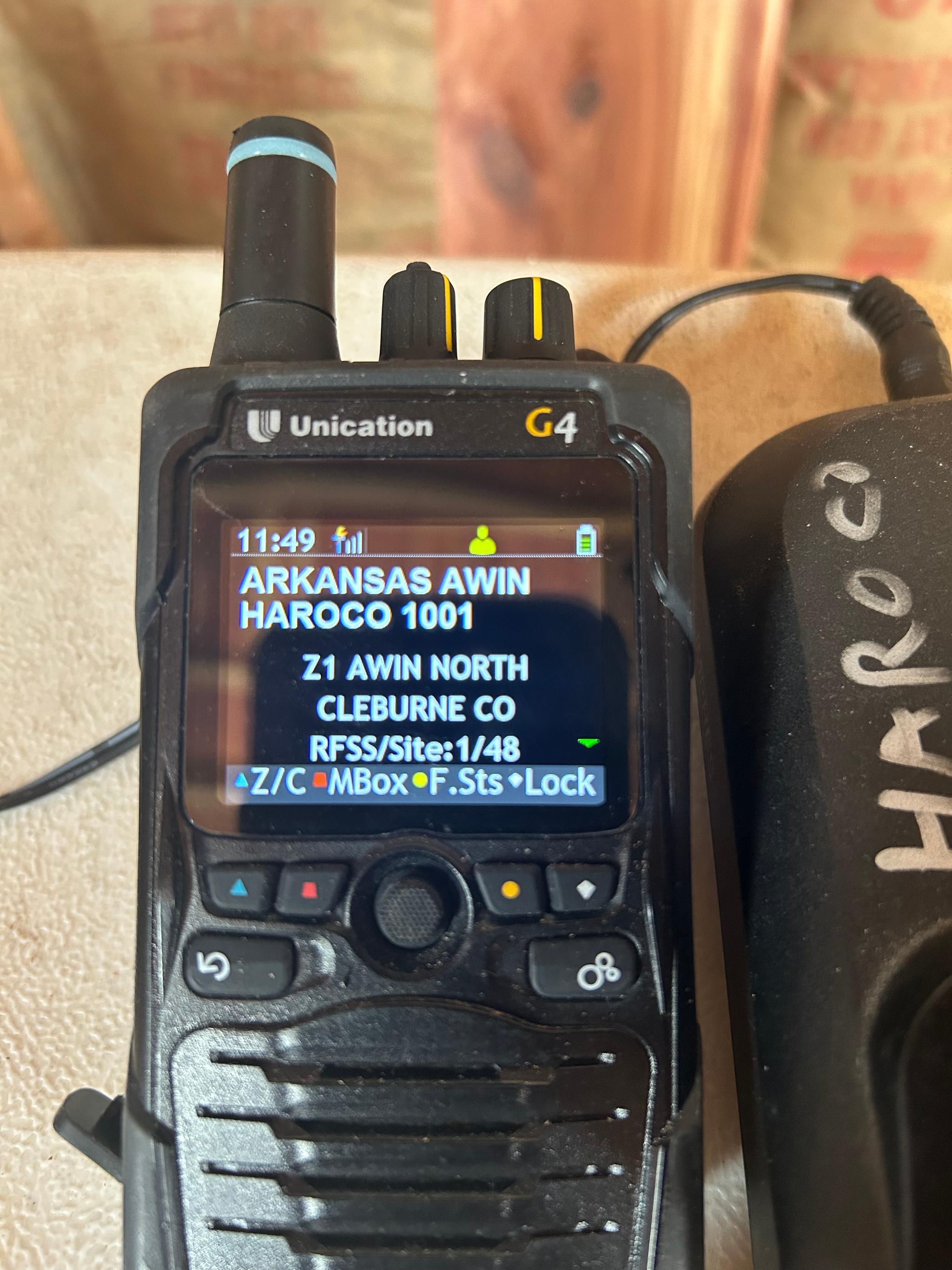 G4 pager 700/800 mhzs  - image 2