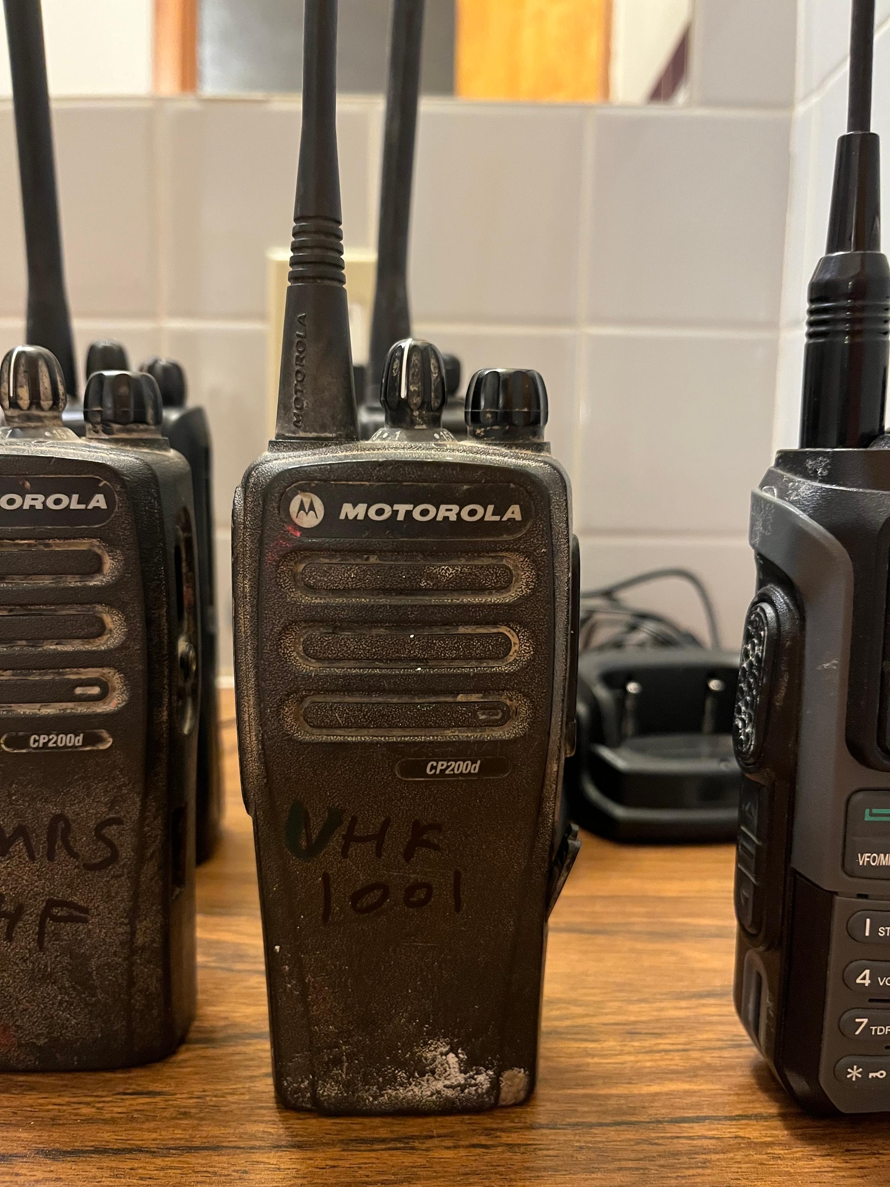 Digital two way radios - image 3