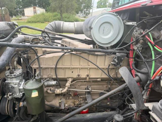 2001 Freightliner Tanker - image 20