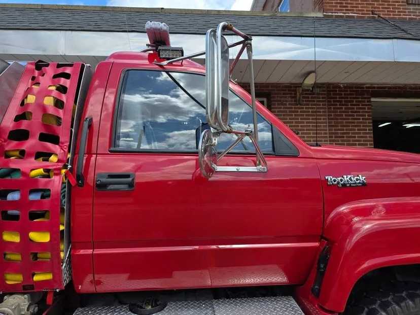 1994 GMC Tanker — photo 8