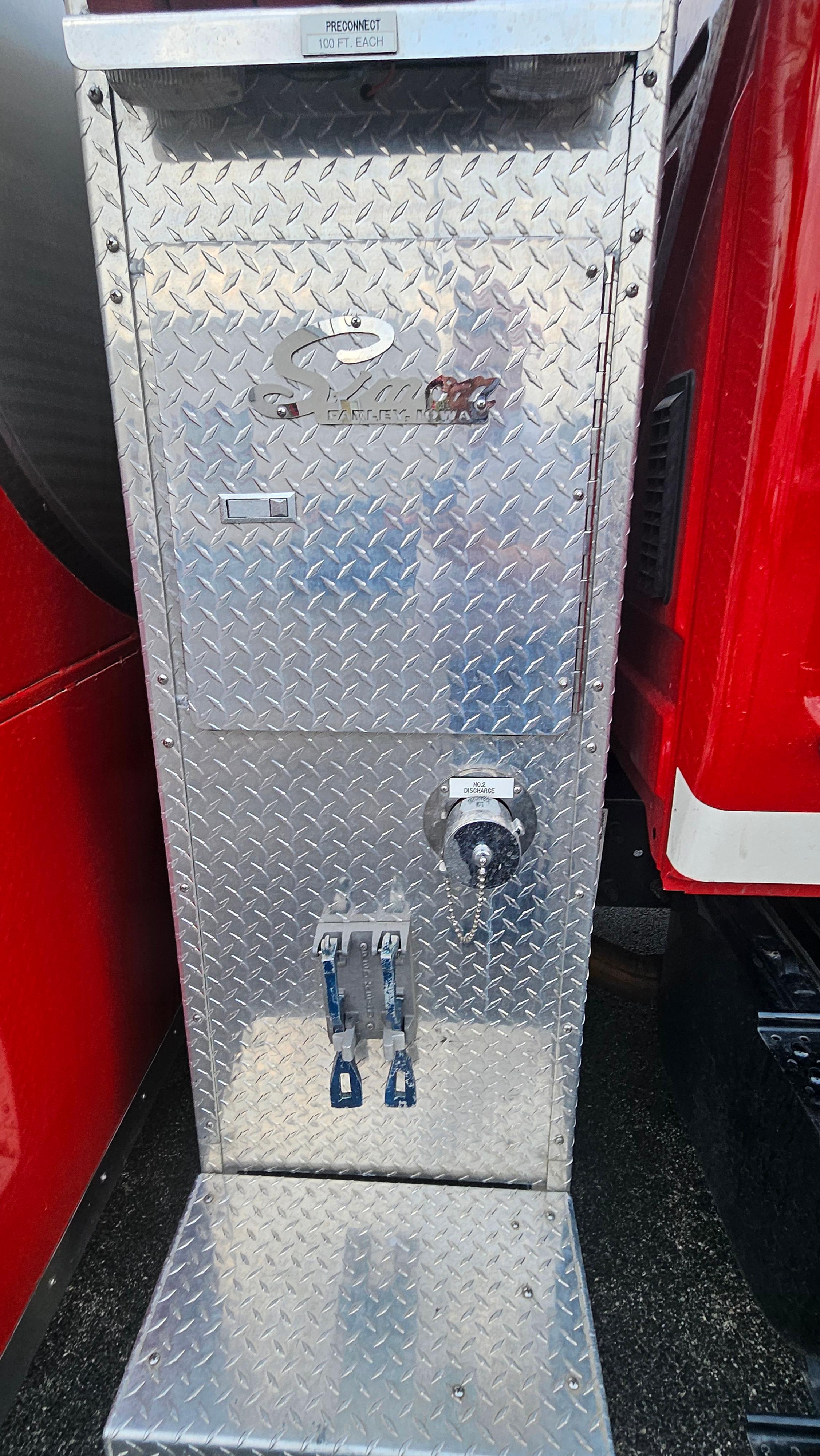 2007 International 4400 SBA 4x2 Tanker/Tender - image 8
