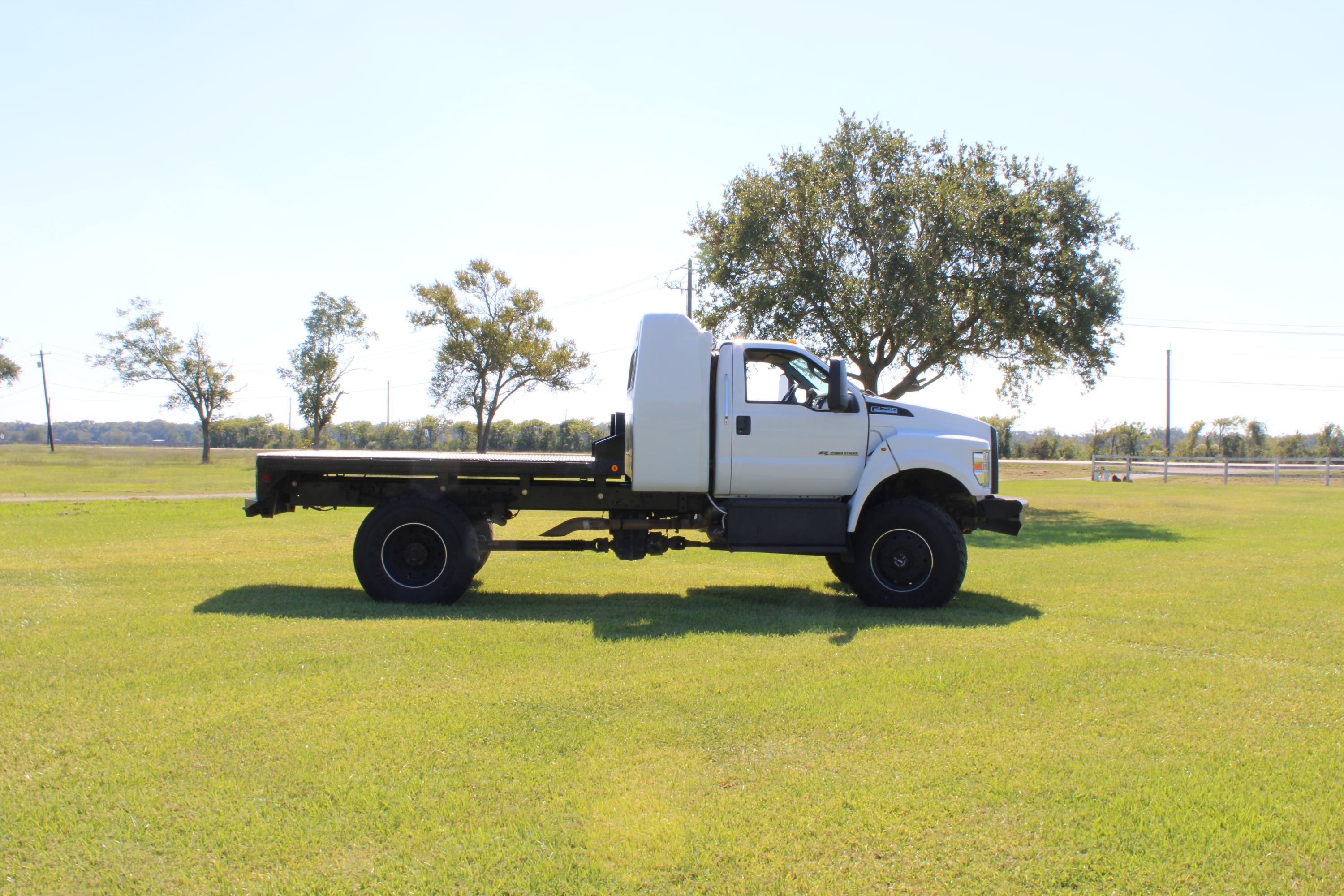2016 Ford F-750 4x4 Brush Truck - image 4