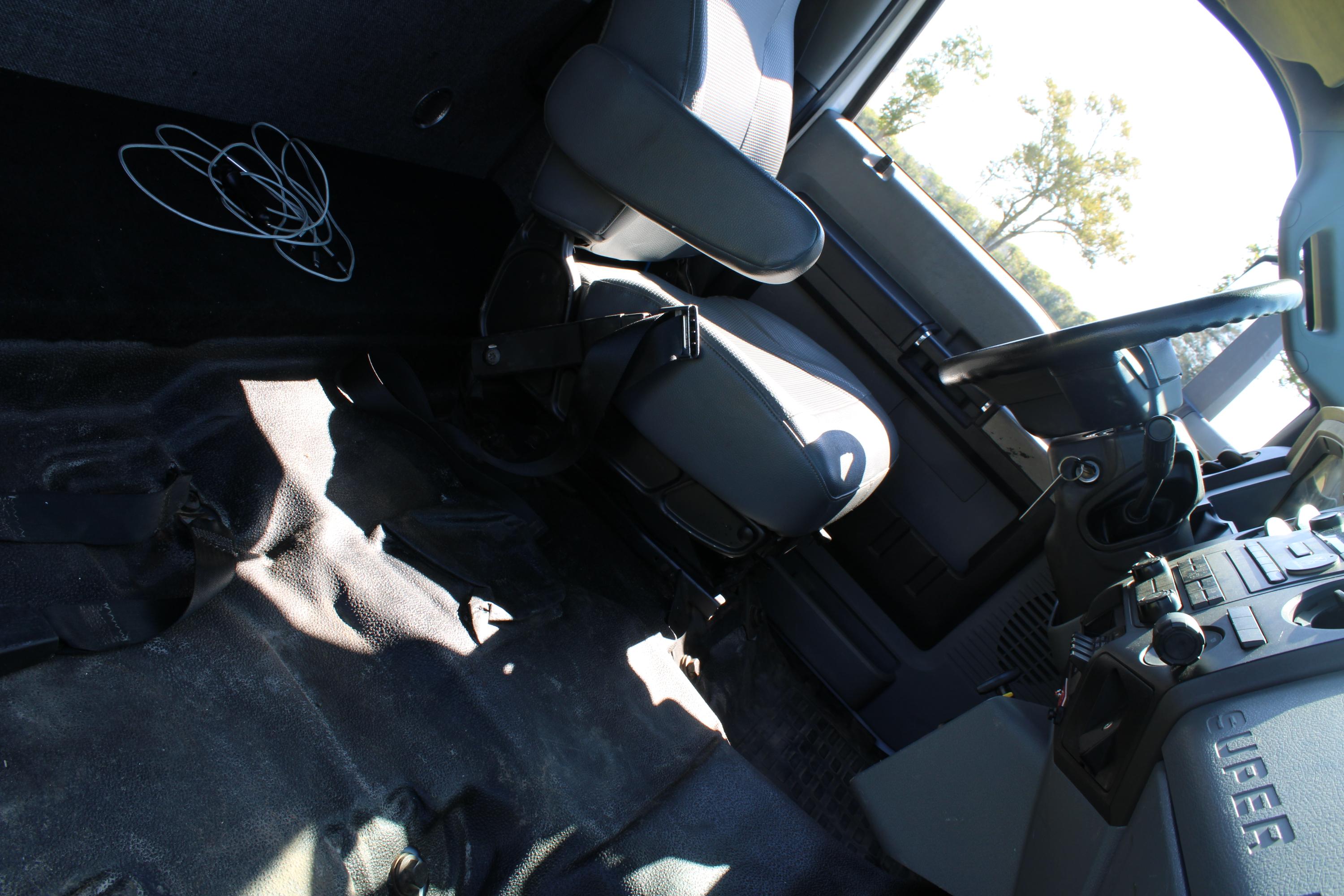 2016 Ford F-750 4x4 Brush Truck - image 33