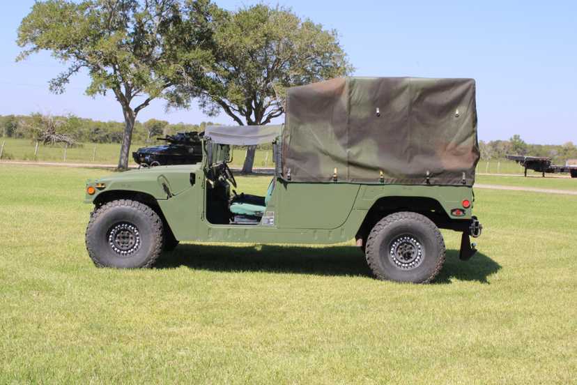 2013 AM General HMMWV M1097A2 4x4 Brush Truck — photo 8
