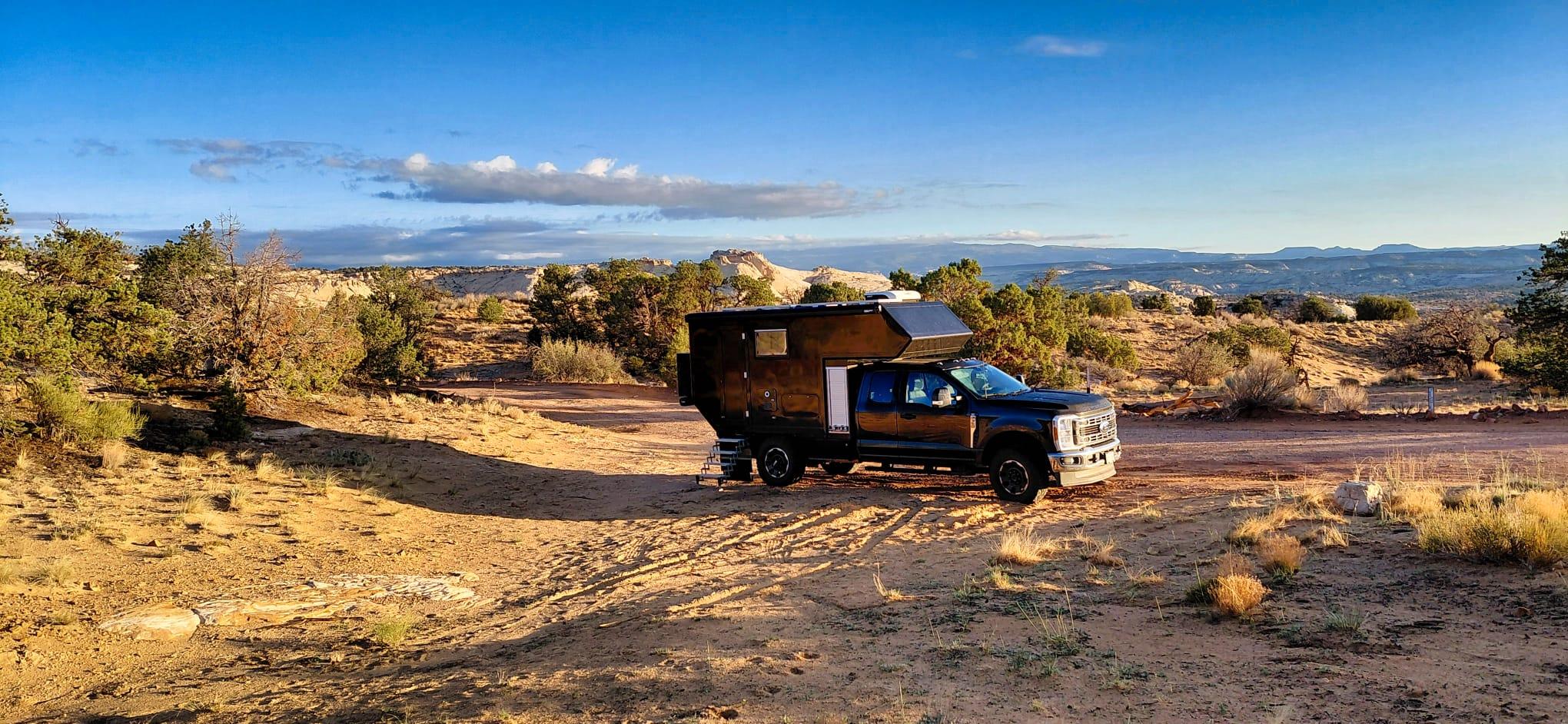 2024 Ford F-350 4x4 Command Unit - image 8