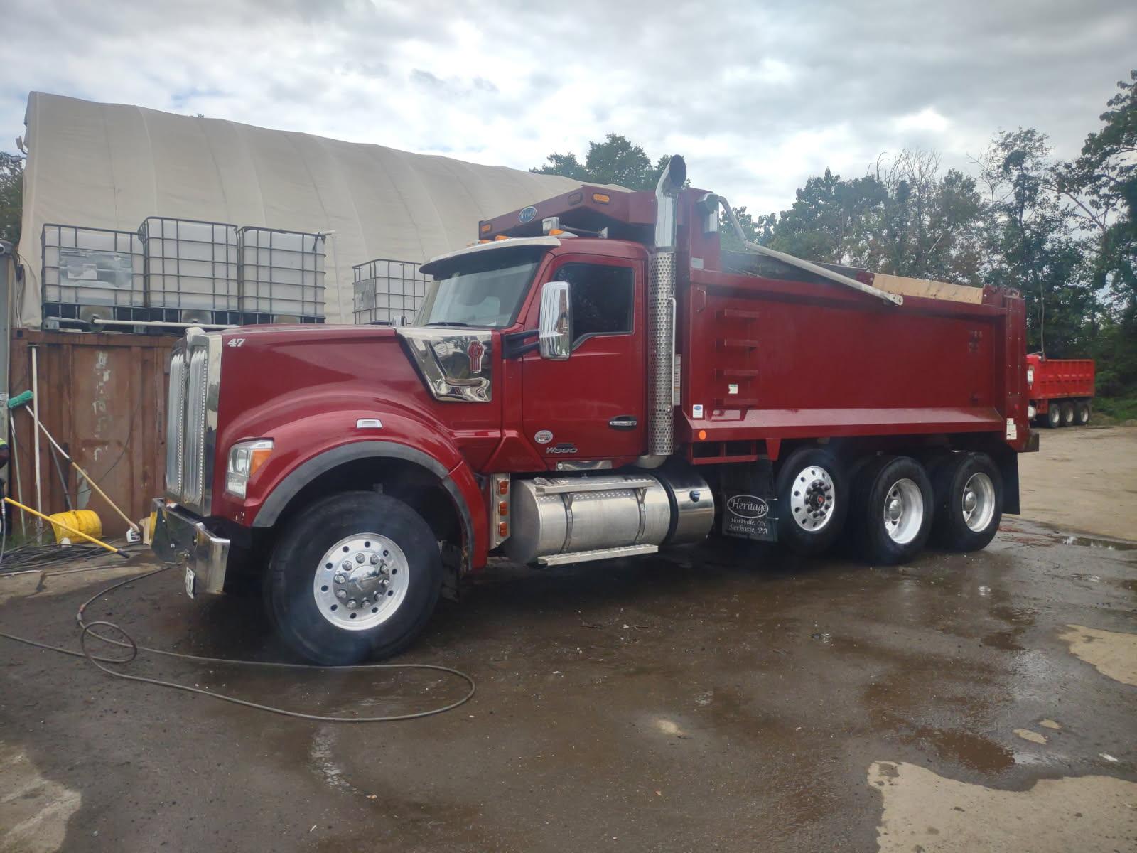 2021 Kenworth W990 Dump Truck - image 3