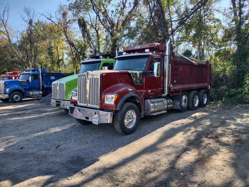 2021 Kenworth W990 Dump Truck
