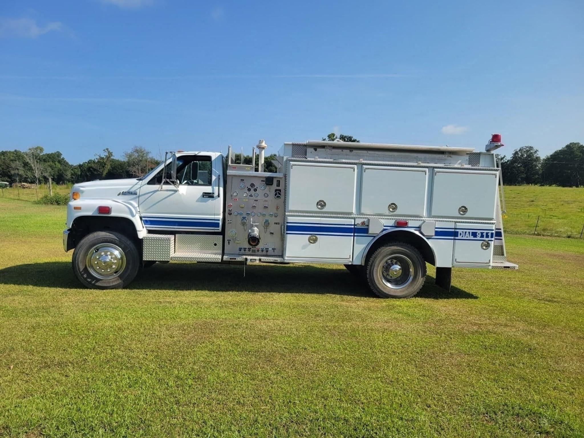 1993 Ferrara Chevrolet Pumper Tanker - image 2