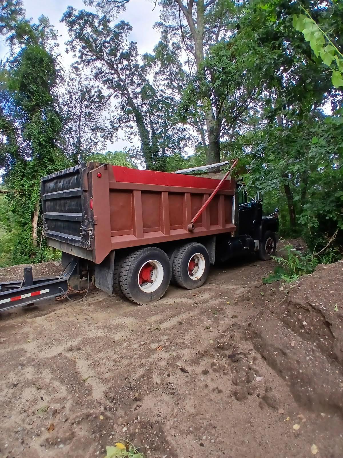 1985 Mack RS688st Dump Truck - image 3