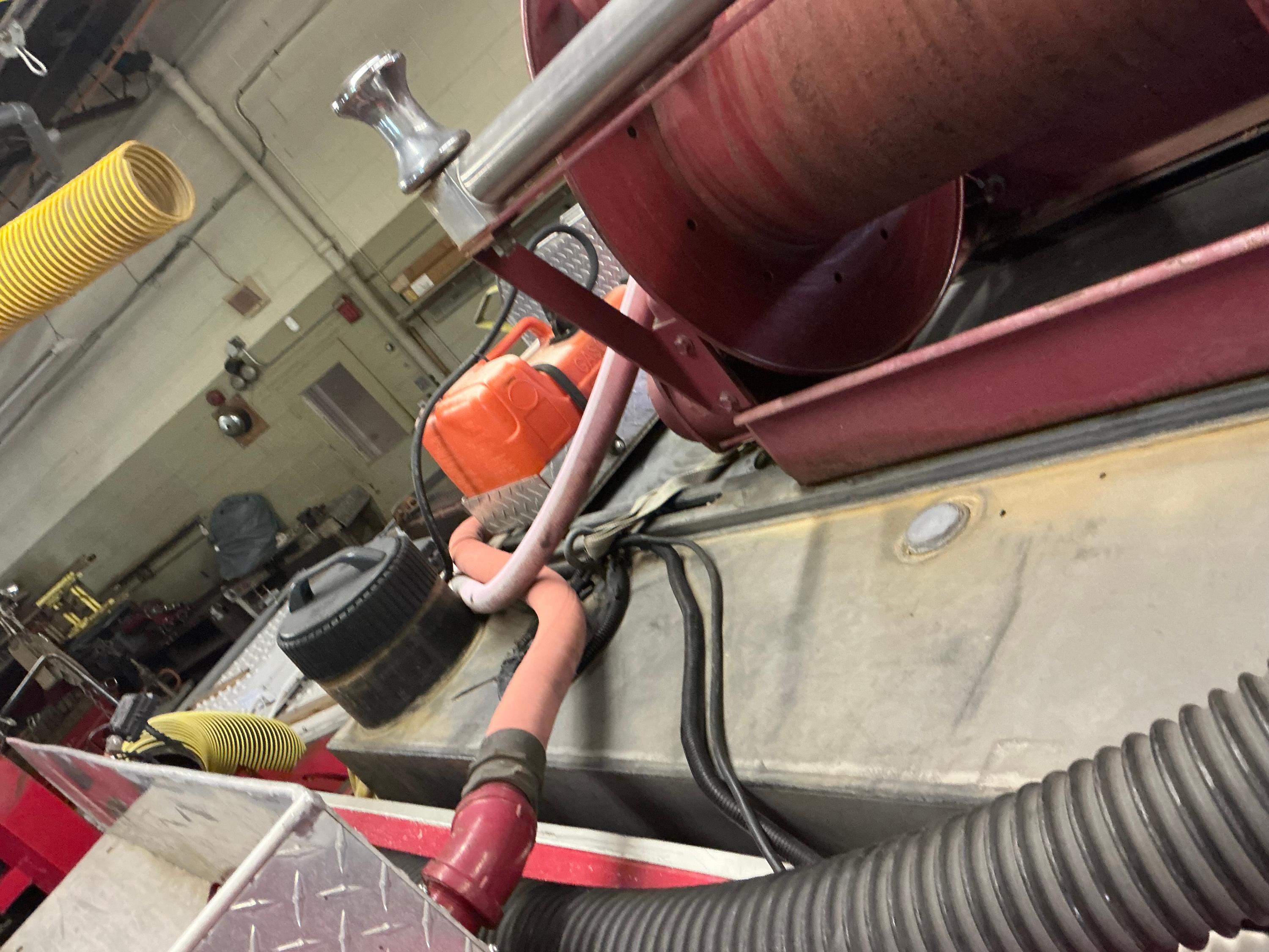 Brush Tank/Pump with Utility Body - image 9