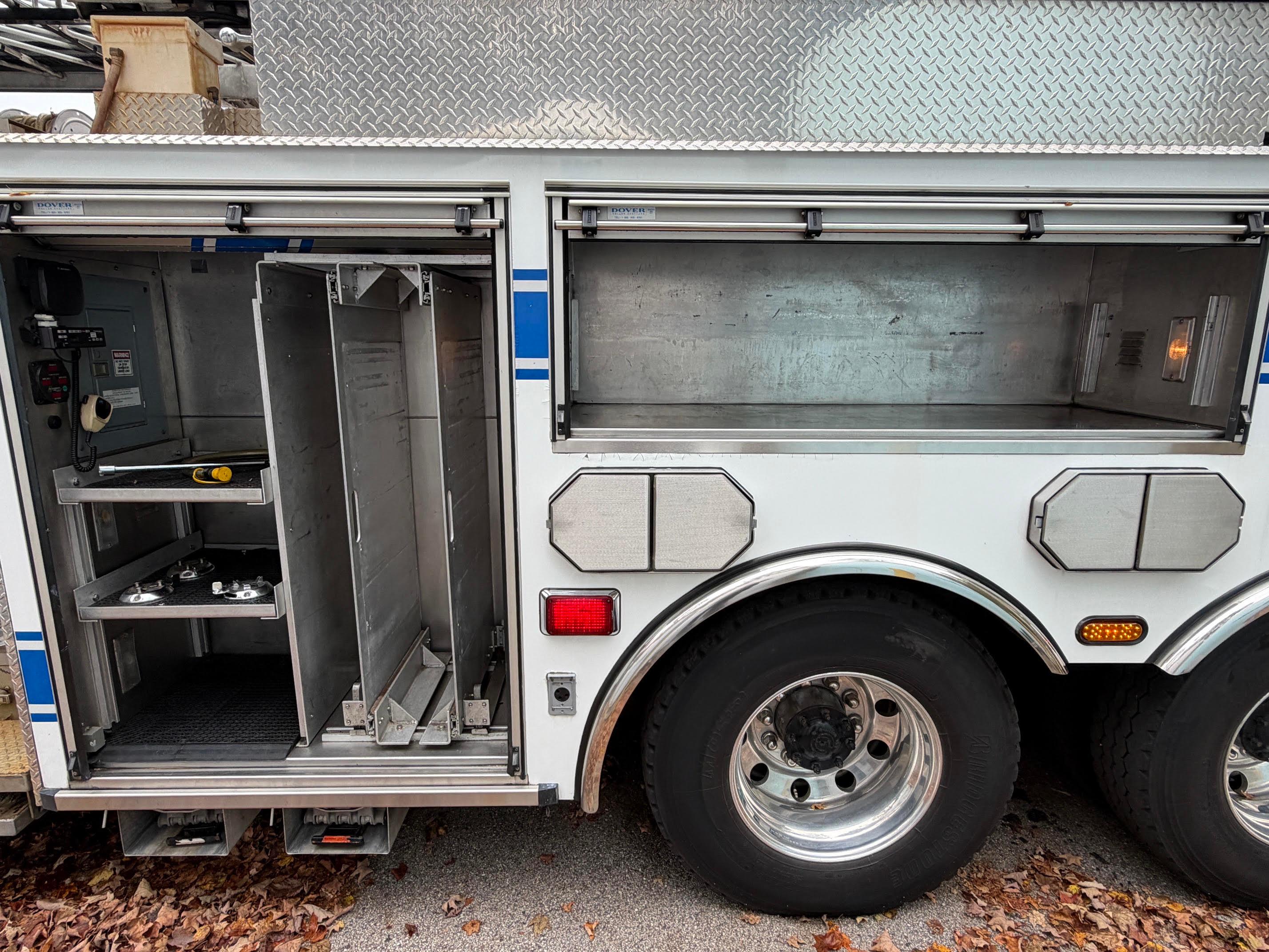 2003 American LaFrance 103' Quint - image 9
