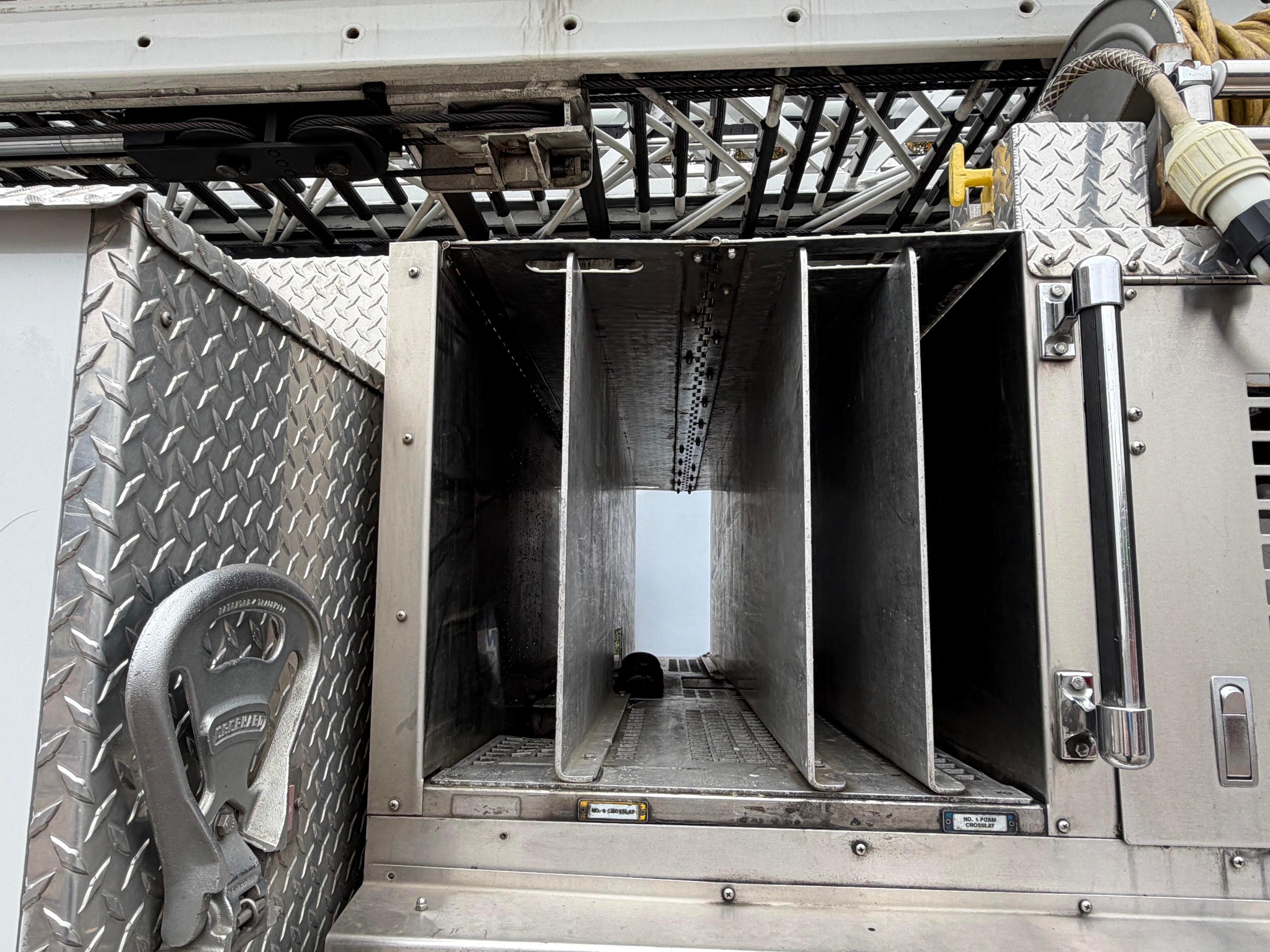 2003 American LaFrance 103' Quint - image 7