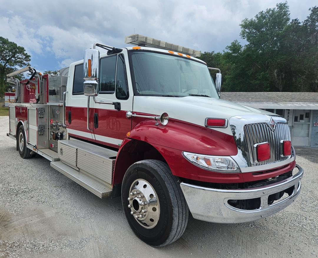 2009 International 4400 Rosenbauer Pumper