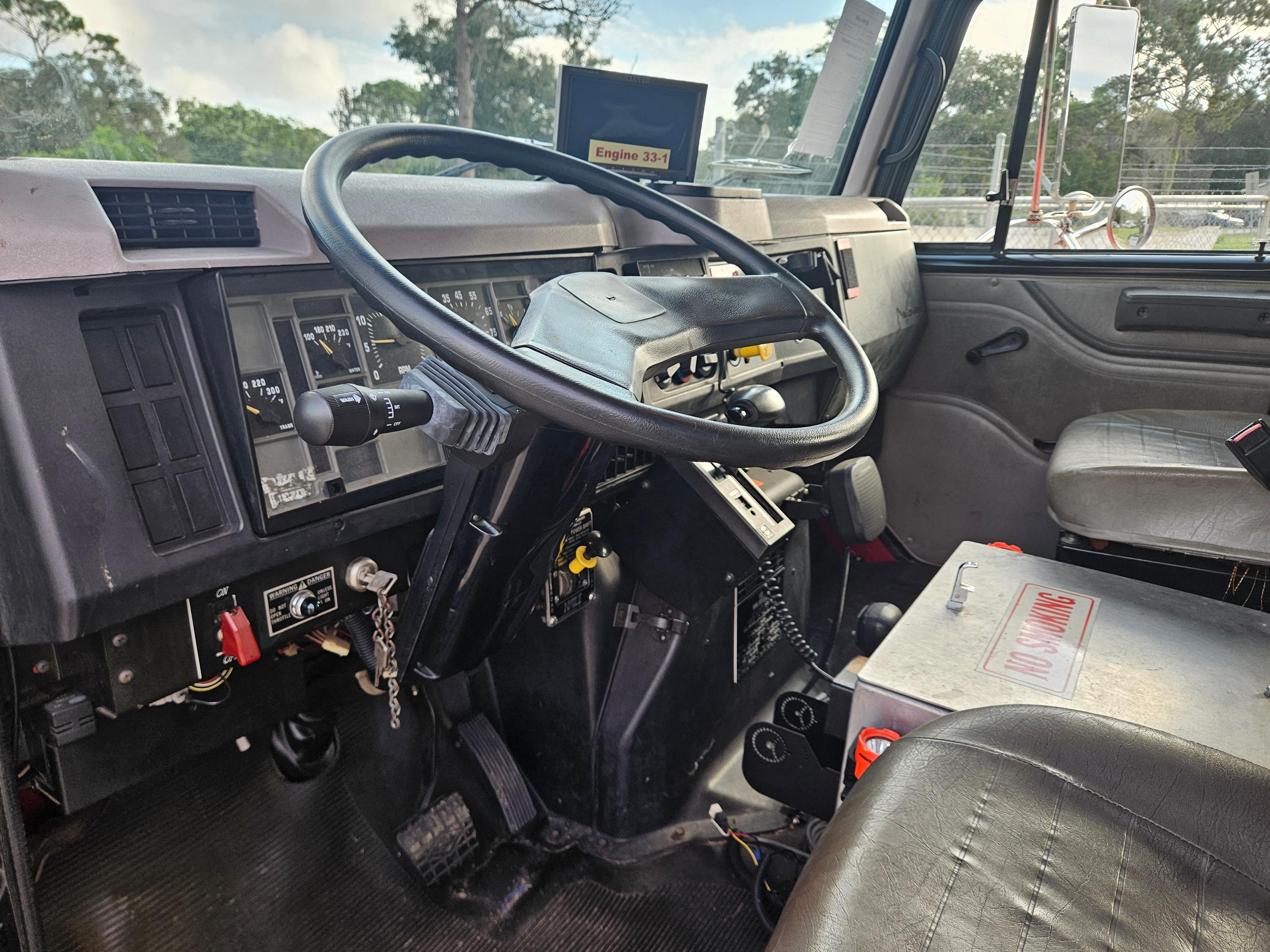 1996 KME International Pumper - image 7