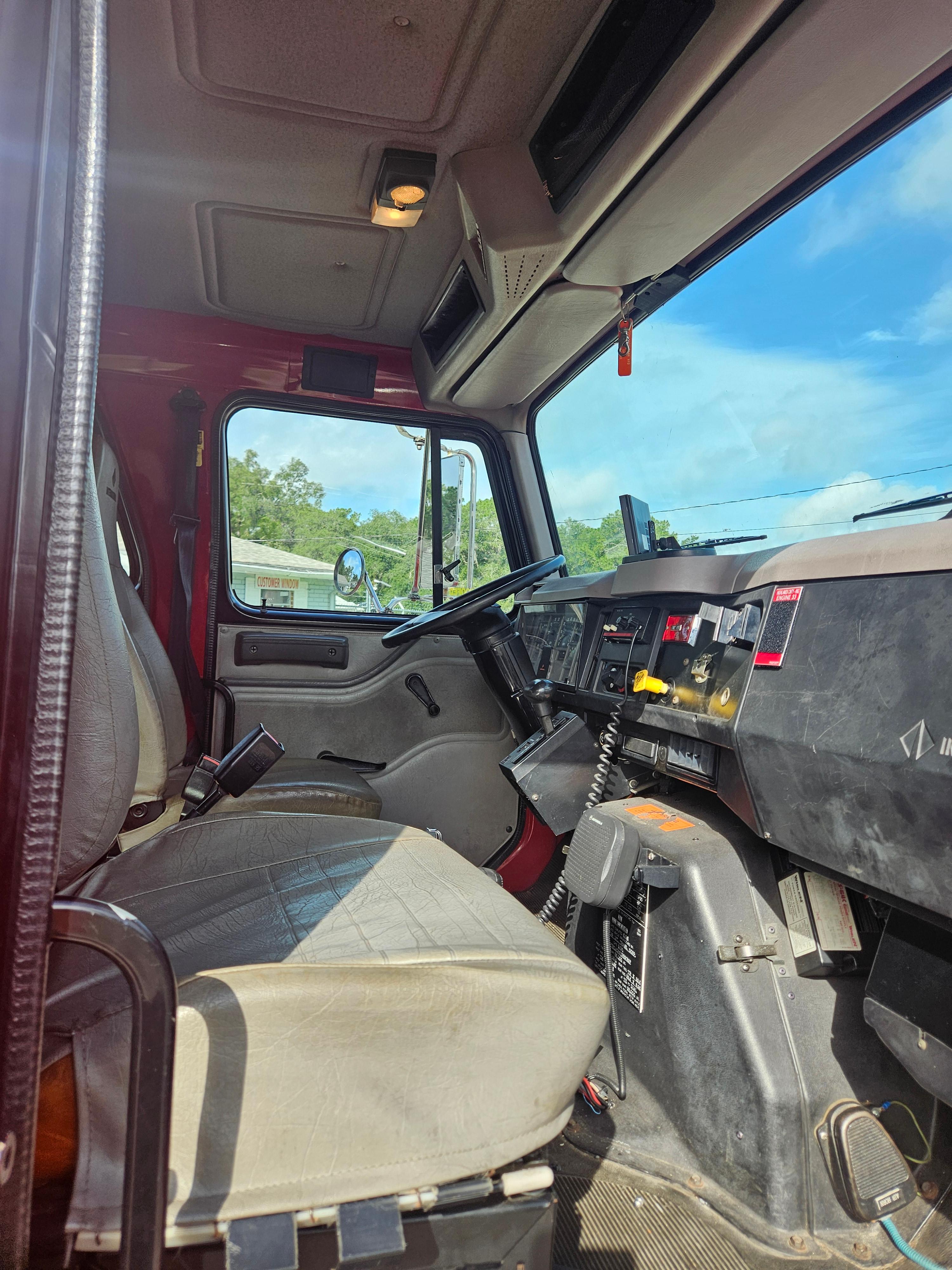 1996 KME International Pumper - image 13