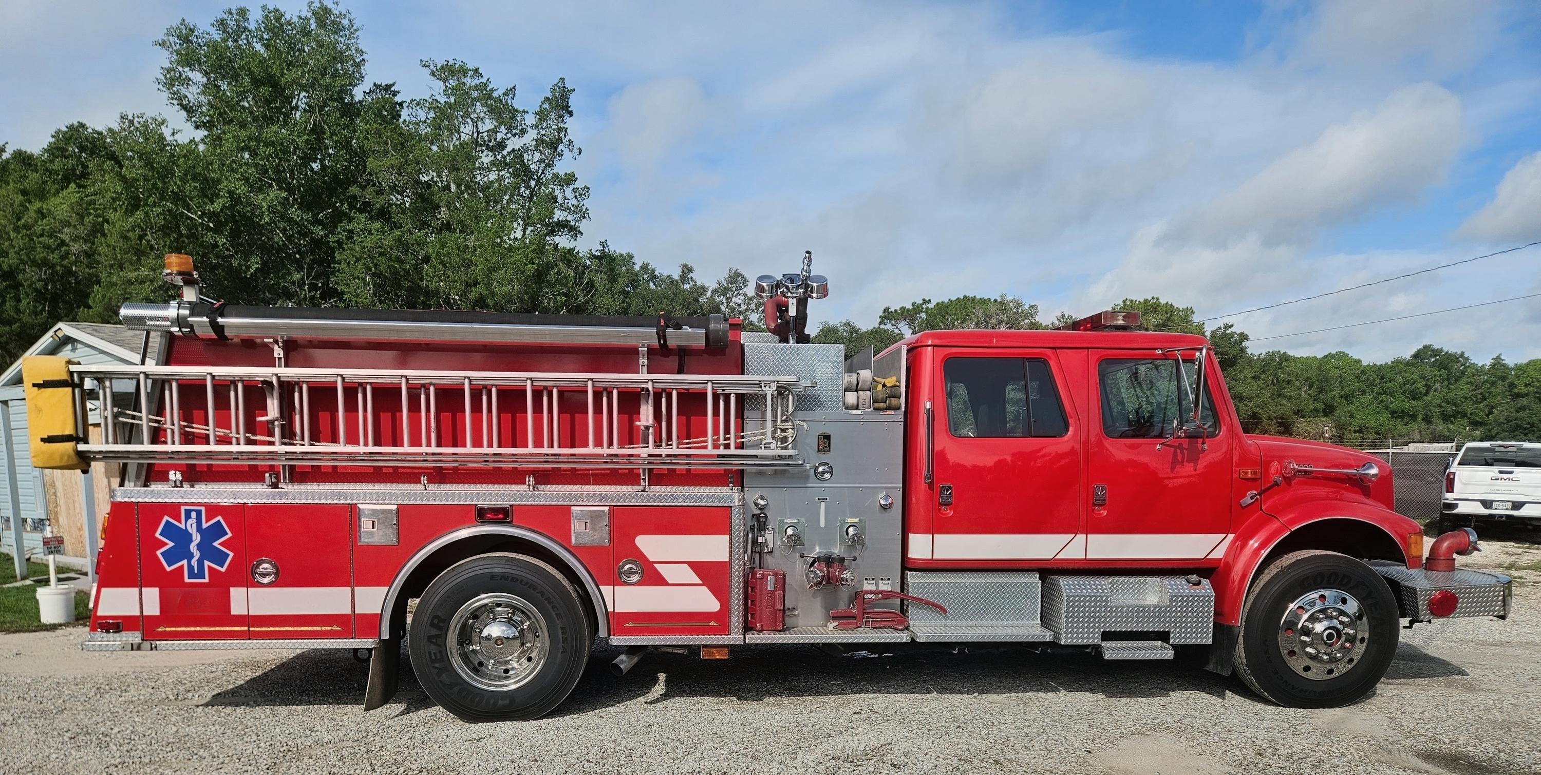 1996 KME International Pumper - image 4
