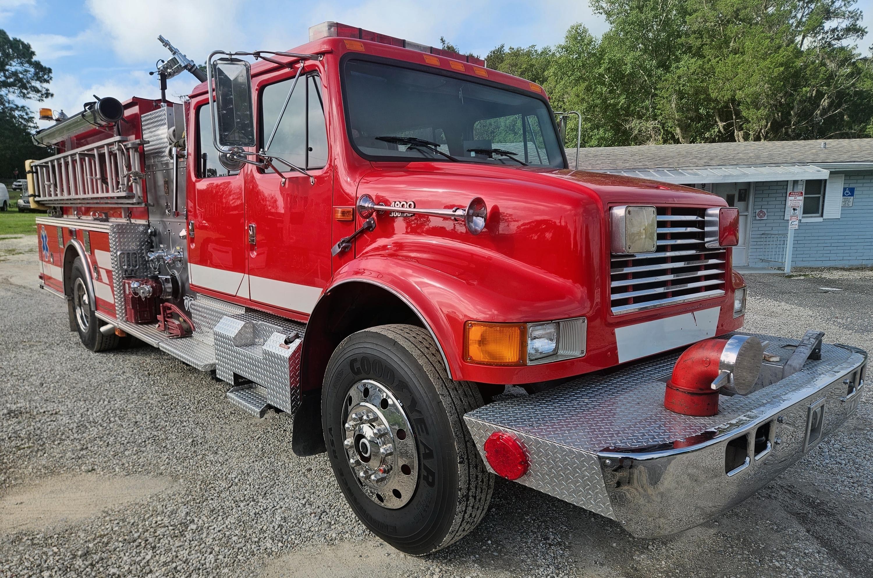 1996 KME International Pumper - image 6