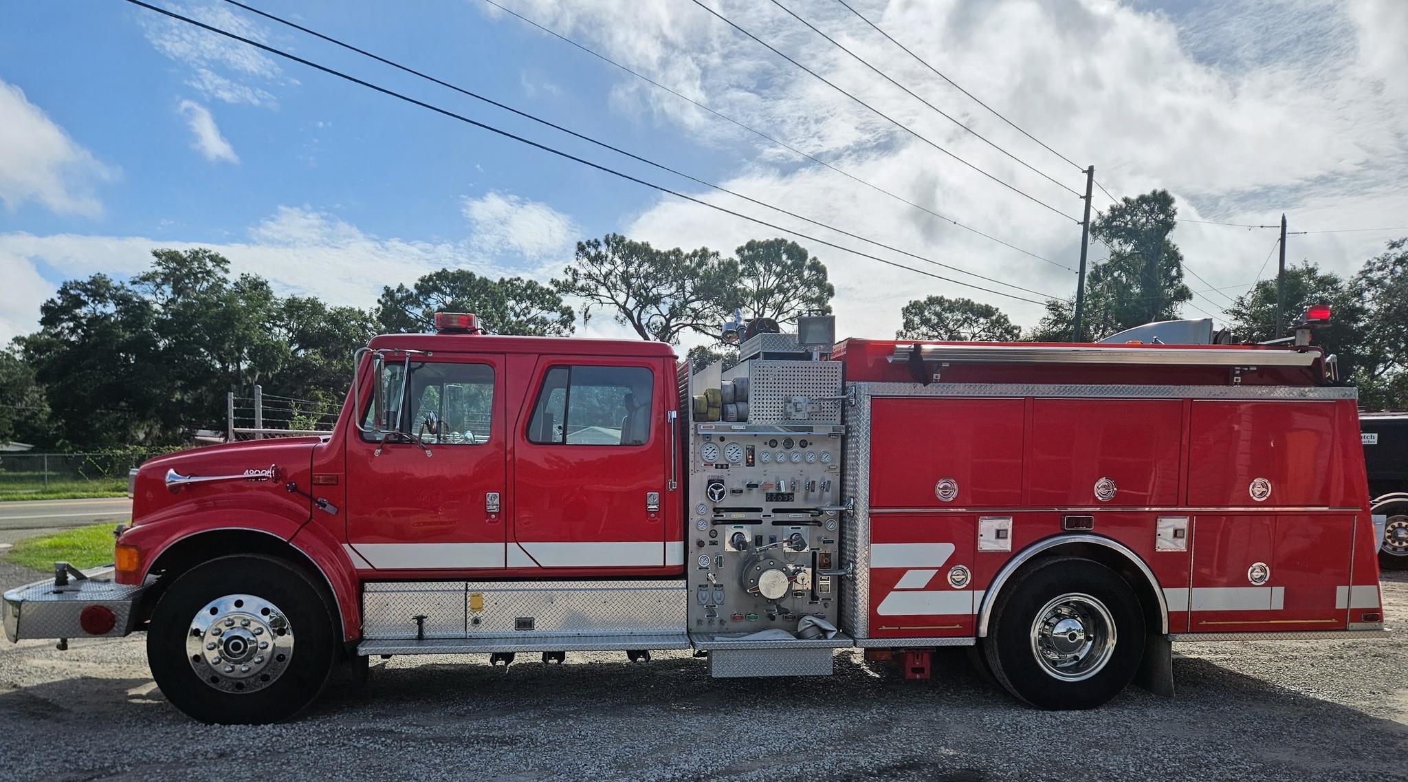 1996 KME International Pumper - image 1