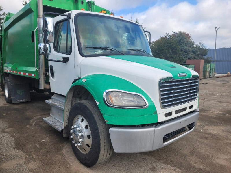 2017 Kenworth T370 - image 1