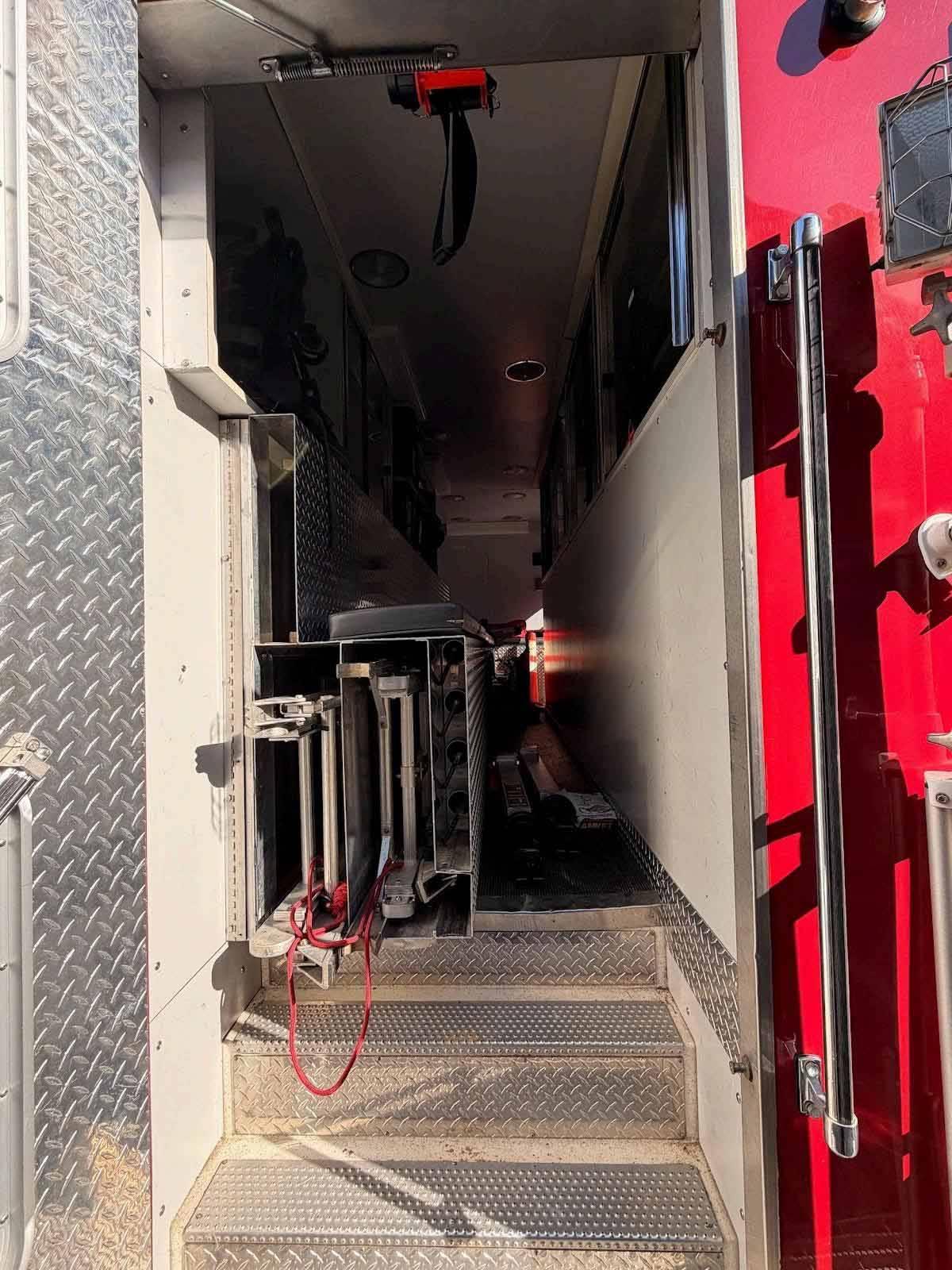 2000 Mack Heavy Rescue - image 14