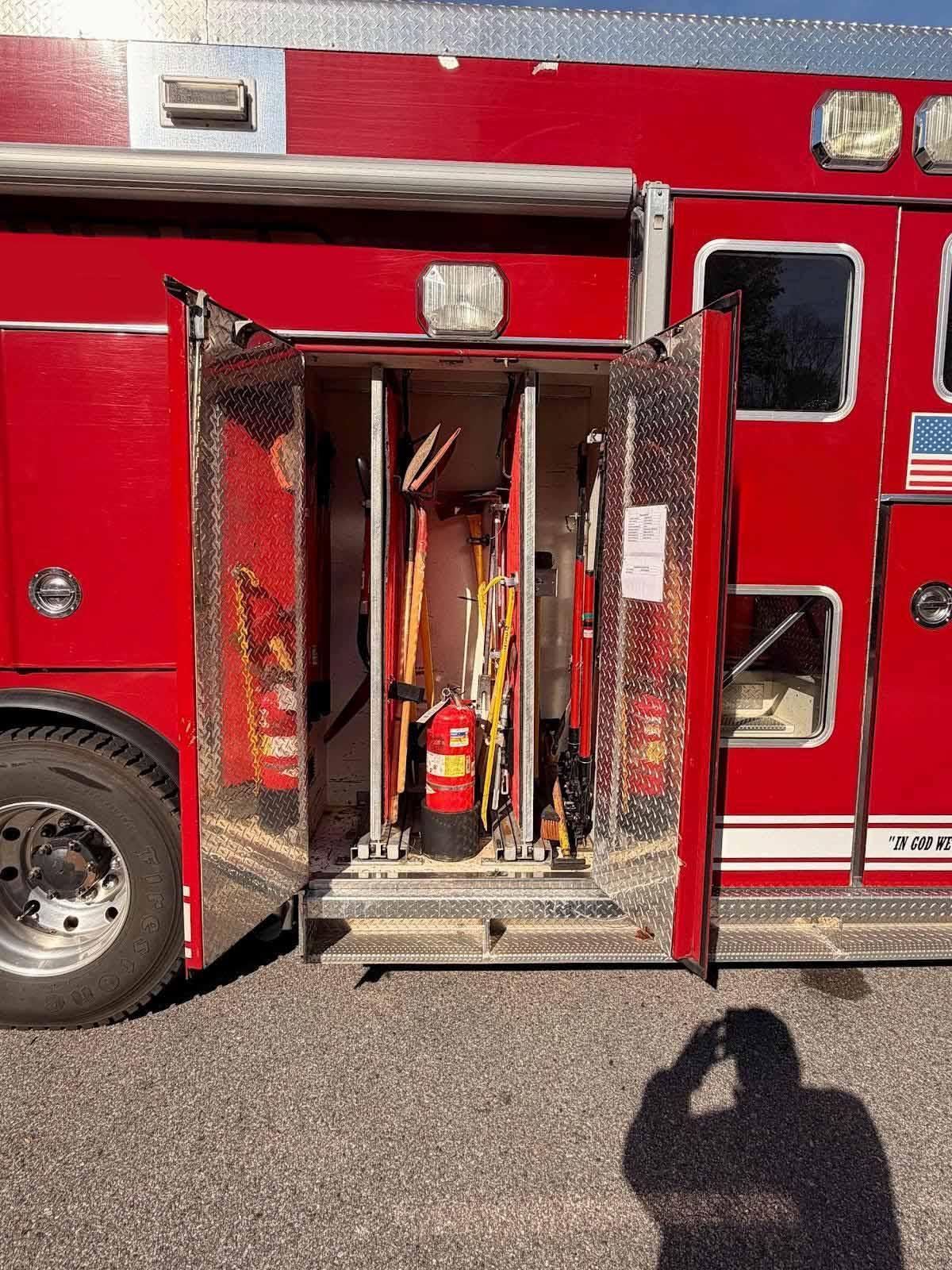 2000 Mack Heavy Rescue - image 8