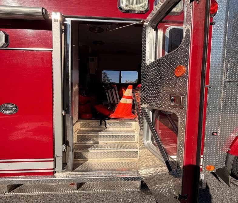 2000 Mack Heavy Rescue - image 5