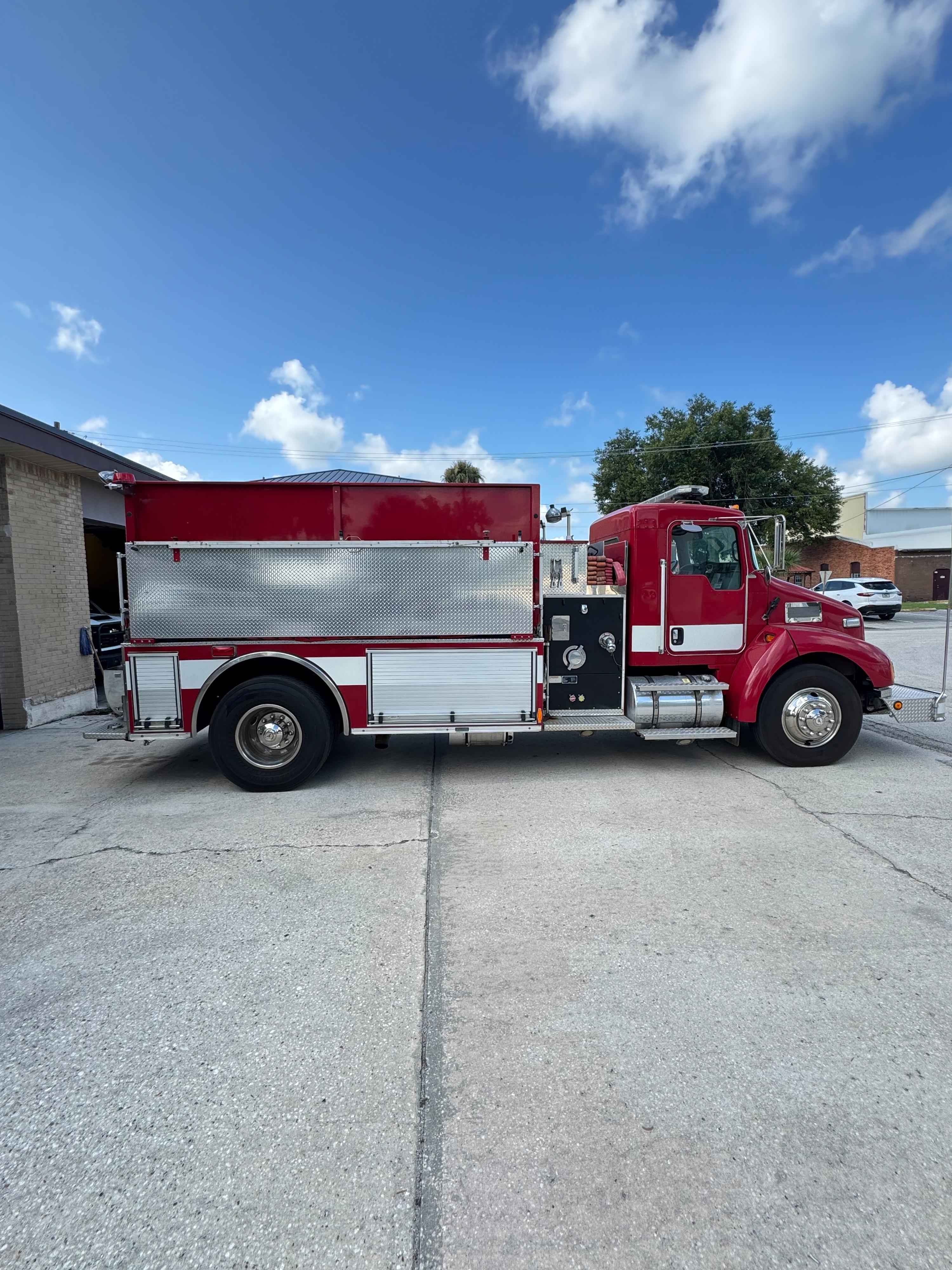 2005 Pierce Kenworth Tanker - image 6