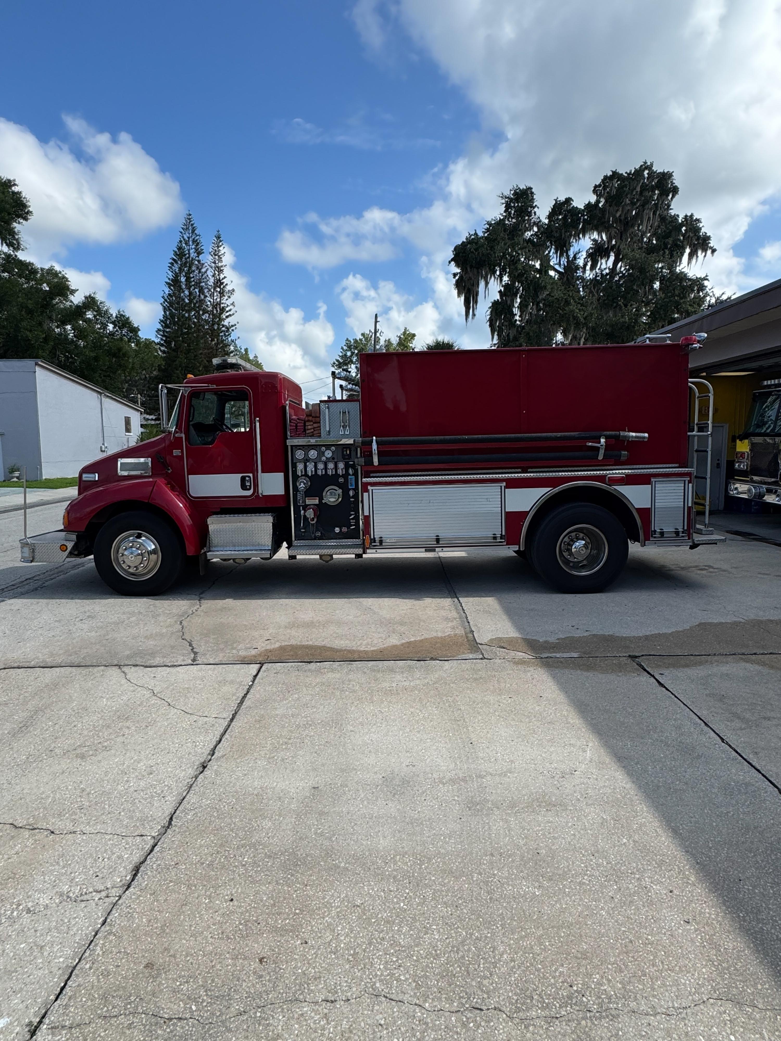 2005 Pierce Kenworth Tanker - image 4