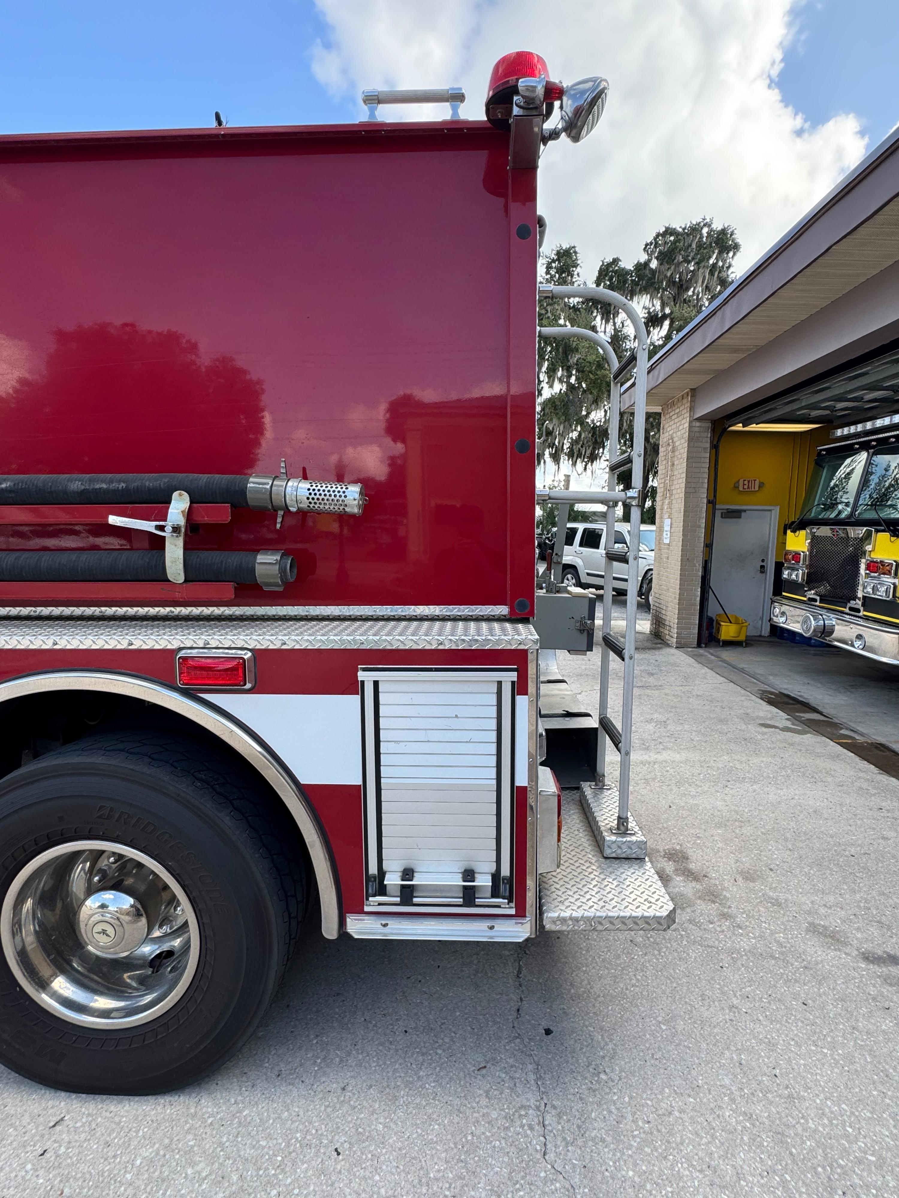 2005 Pierce Kenworth Tanker - image 14