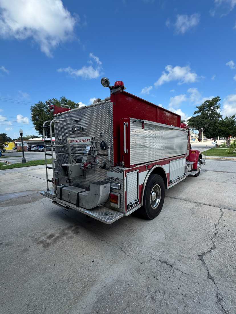 2005 Pierce Kenworth Tanker — photo 7