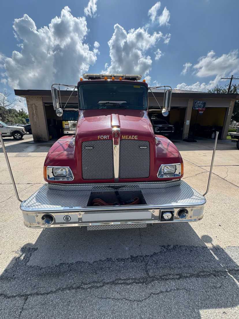 2005 Pierce Kenworth Tanker — photo 8