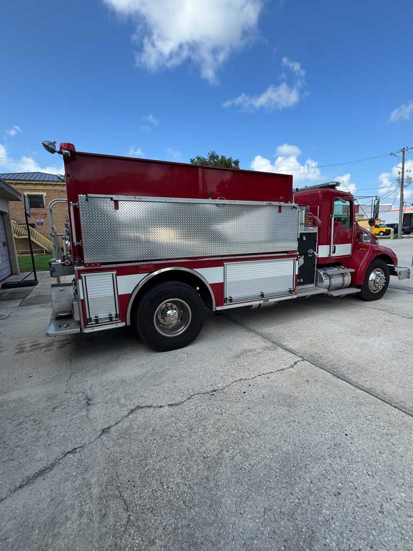 2005 Pierce Kenworth Tanker — photo 2