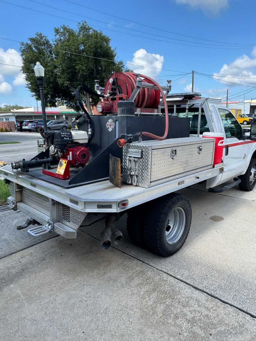 2015 Ford Super Duty 4x4 Brush Truck — photo 8