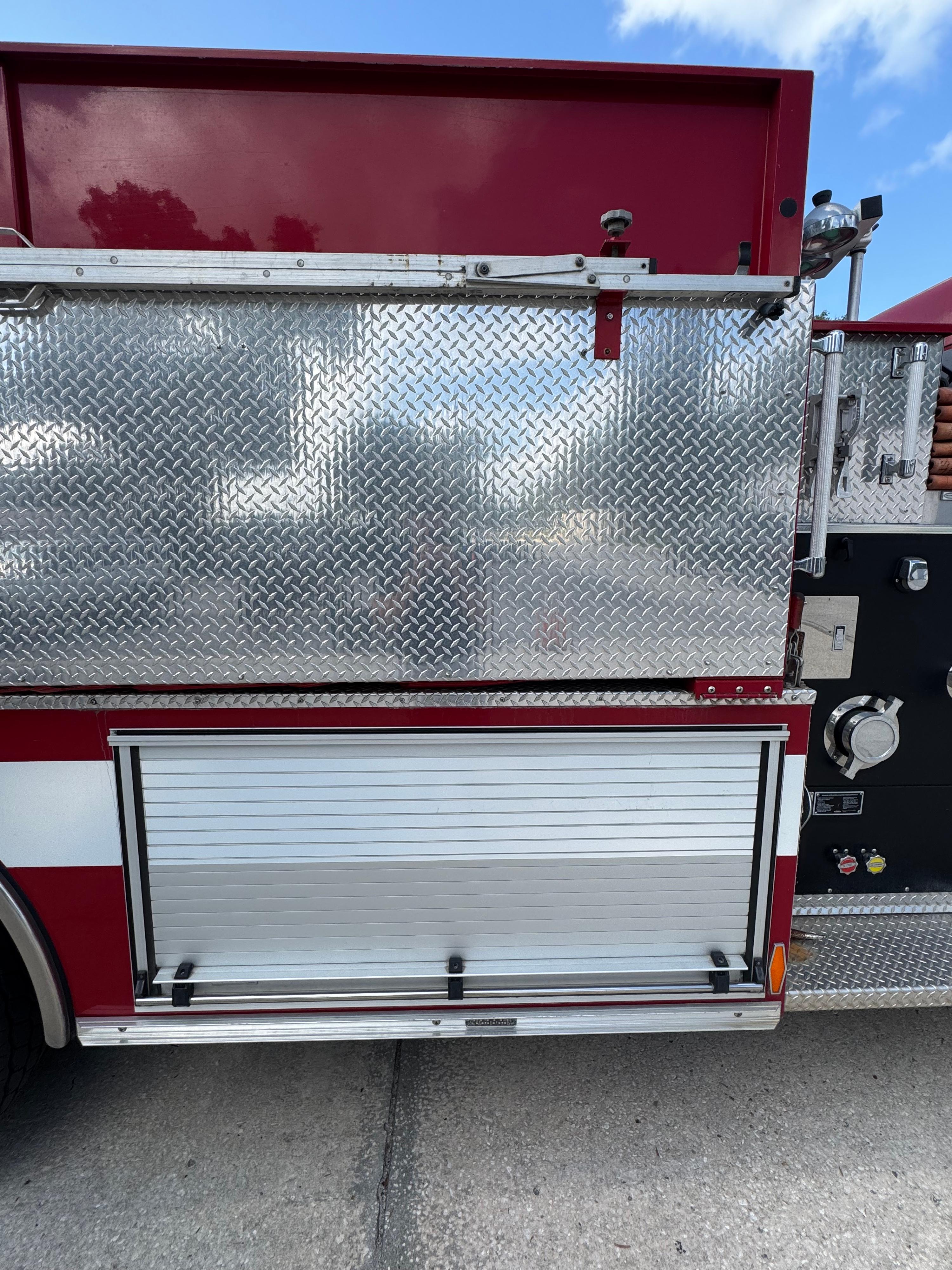 2005 Pierce Kenworth Tanker - image 17