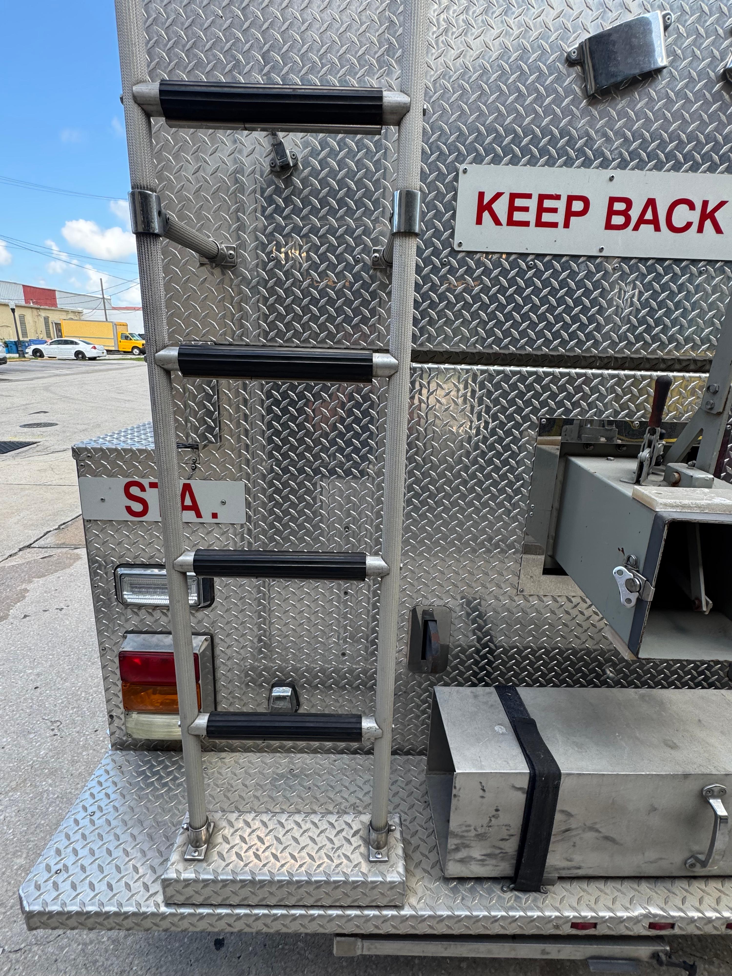 2005 Pierce Kenworth Tanker - image 41