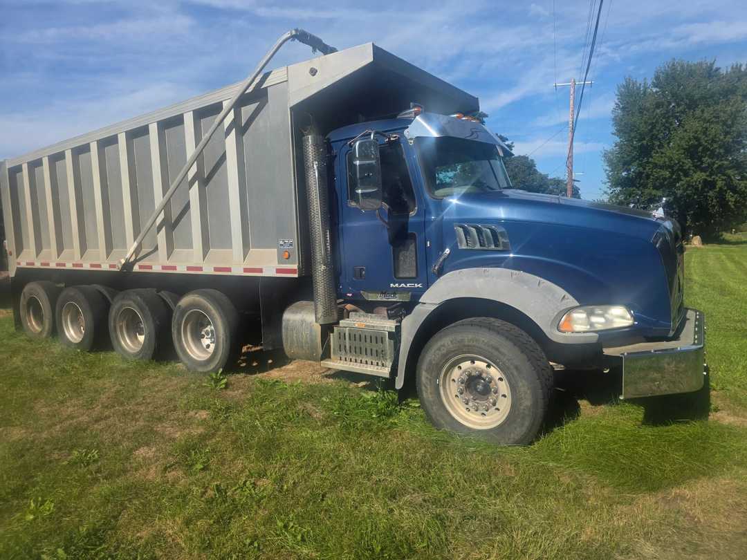 2017 Mack Quad axle Dump Truck